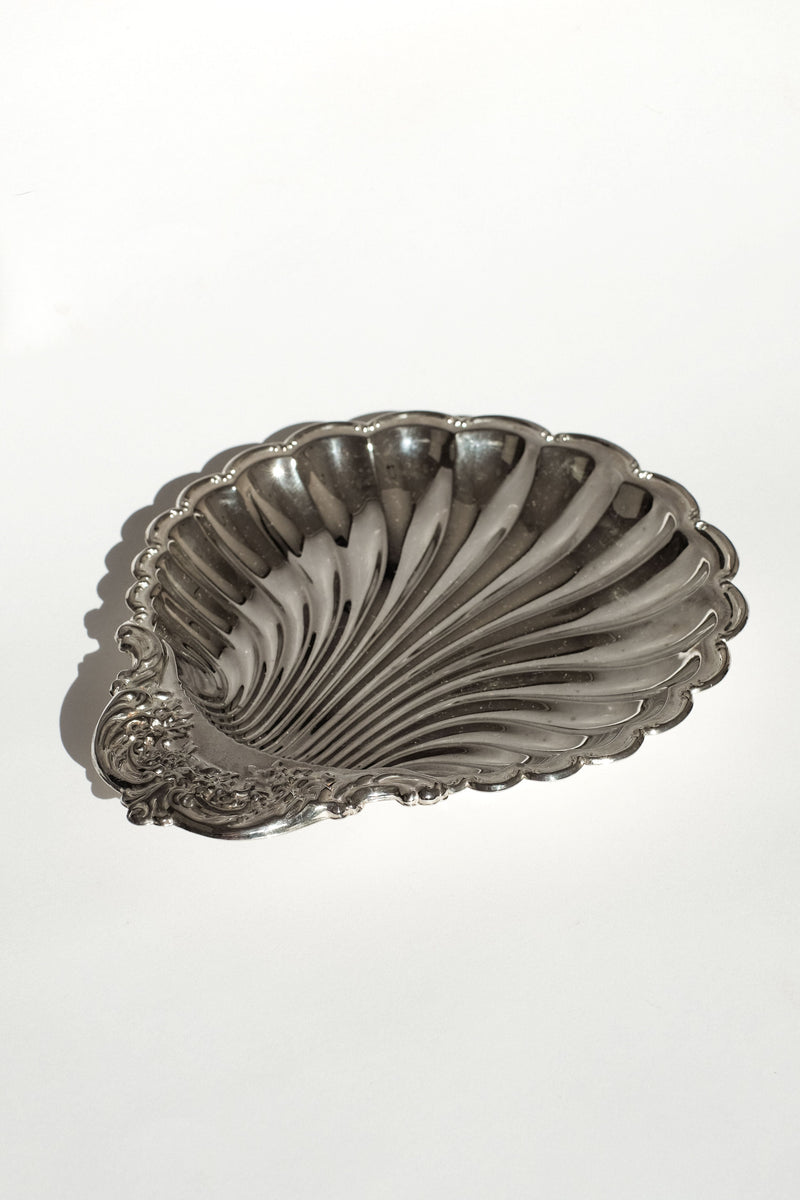 Large Silverplated Shell Dish — detail view