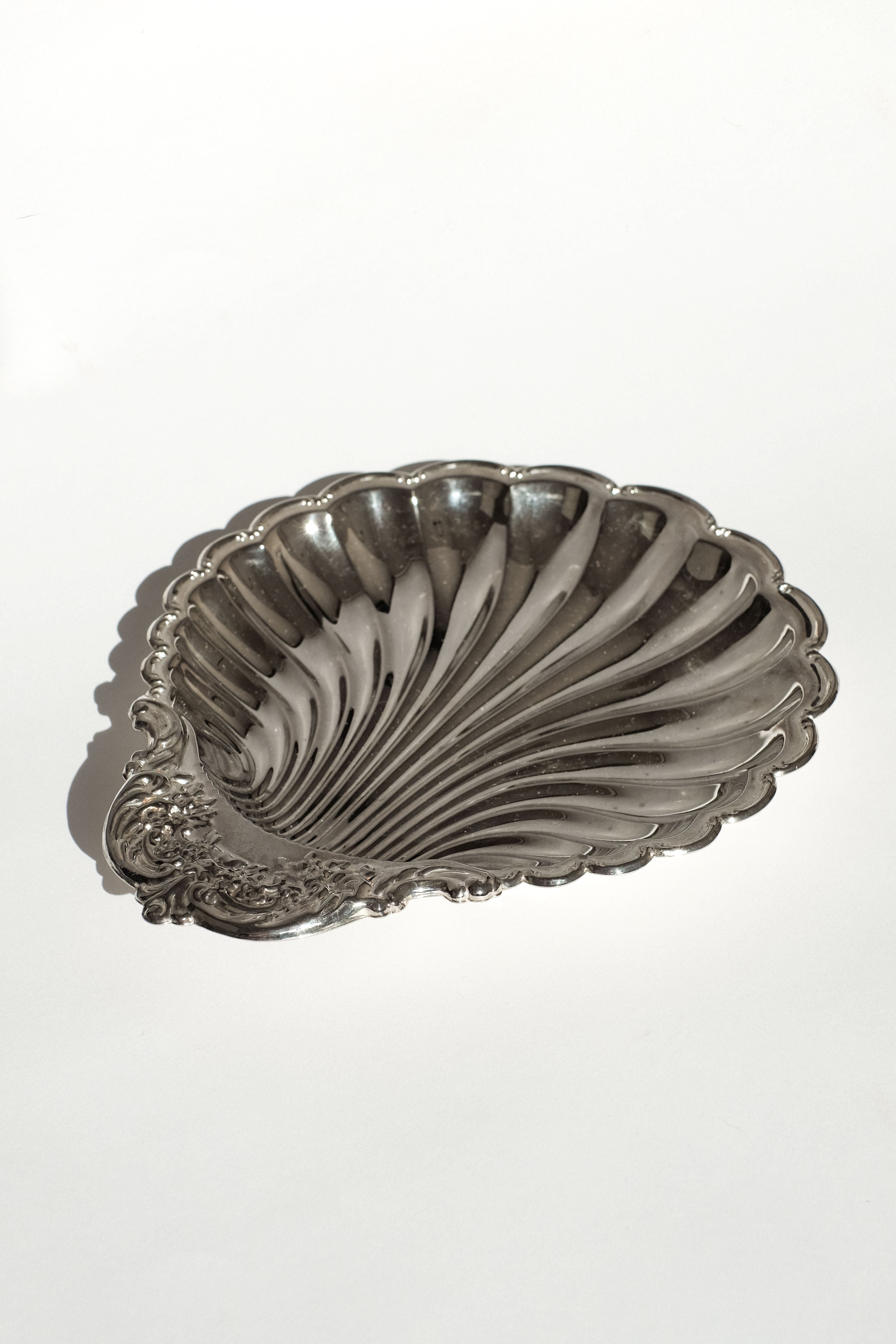 Large Silverplated Shell Dish — detail view