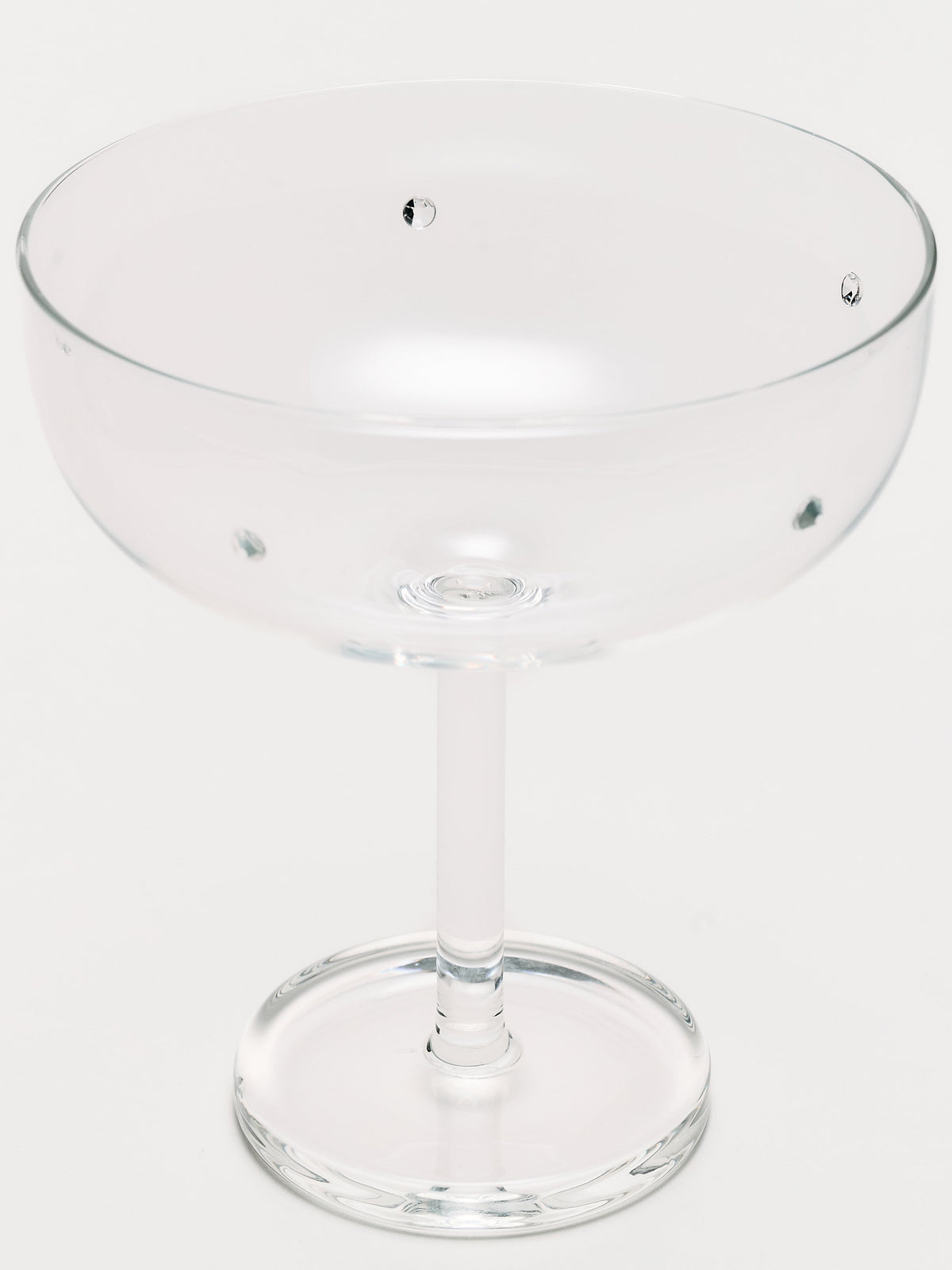 Roma Coupe Set — lifestyle setting