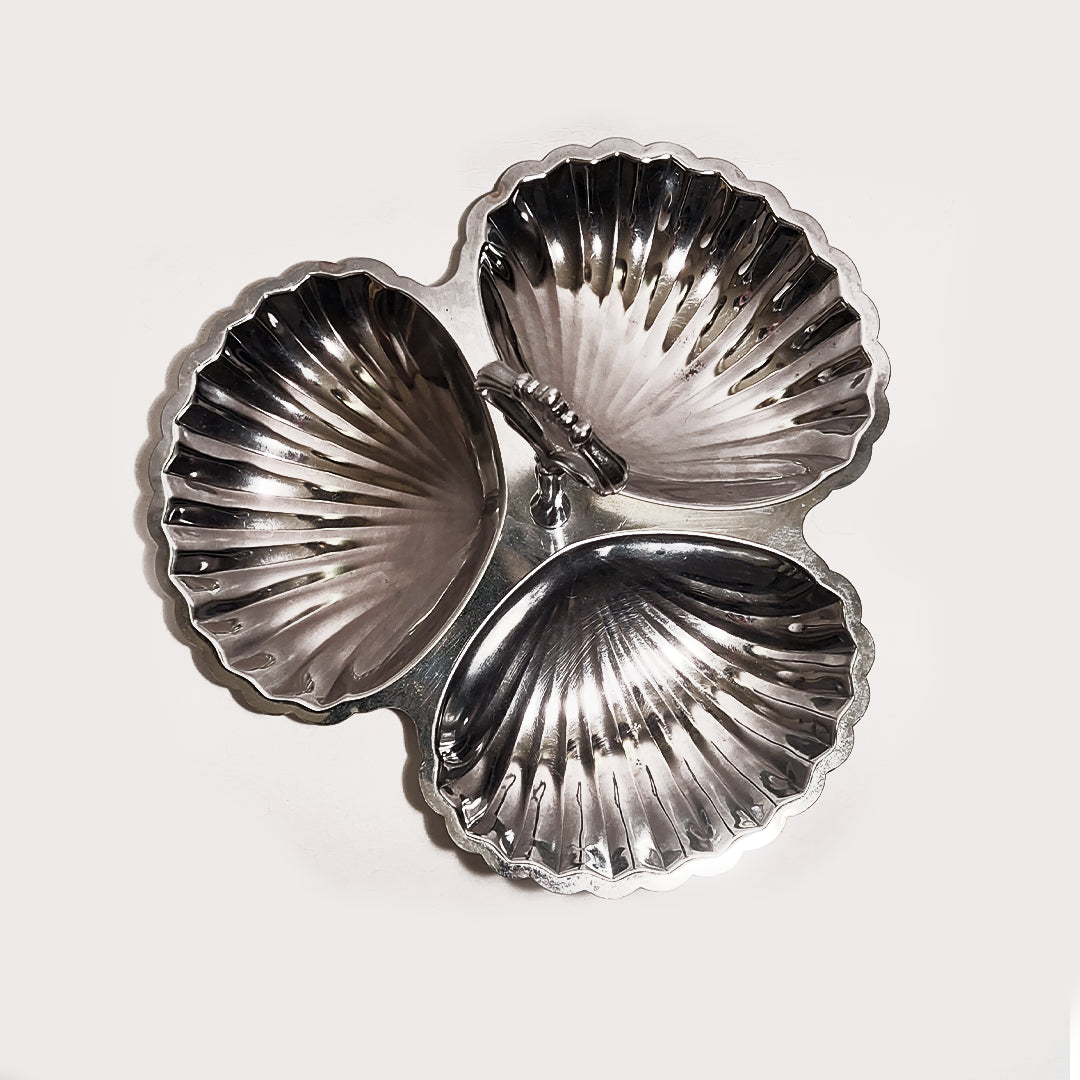 Triple Shell Tray — detail view