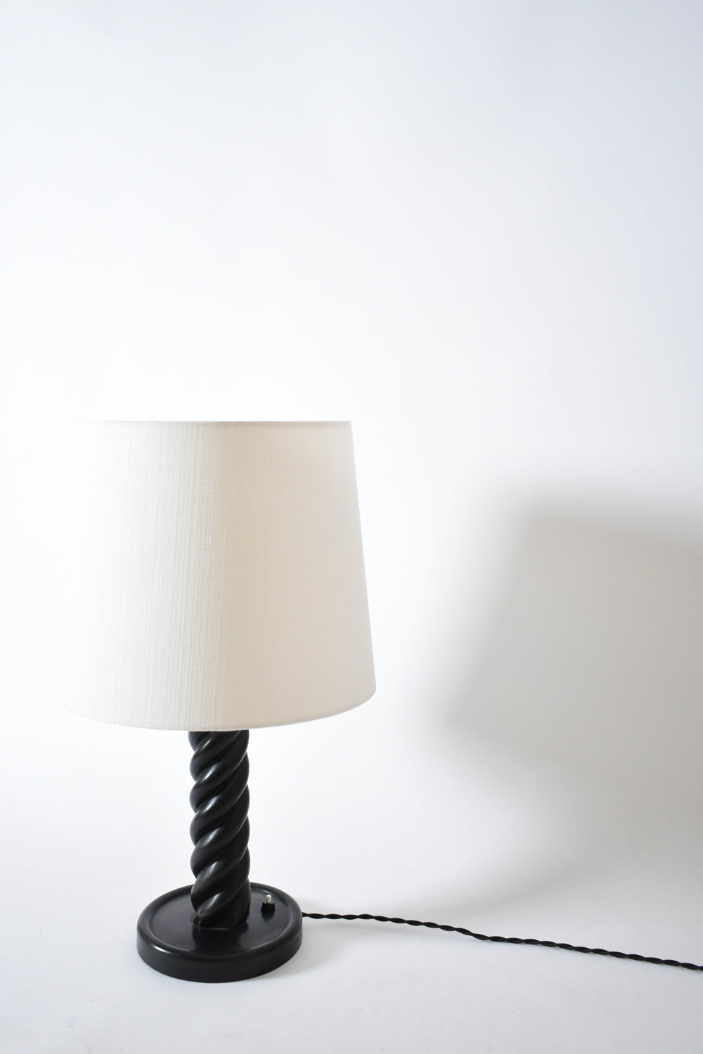 Turned Ebonised Column Table Lamp, 1960s — detail view
