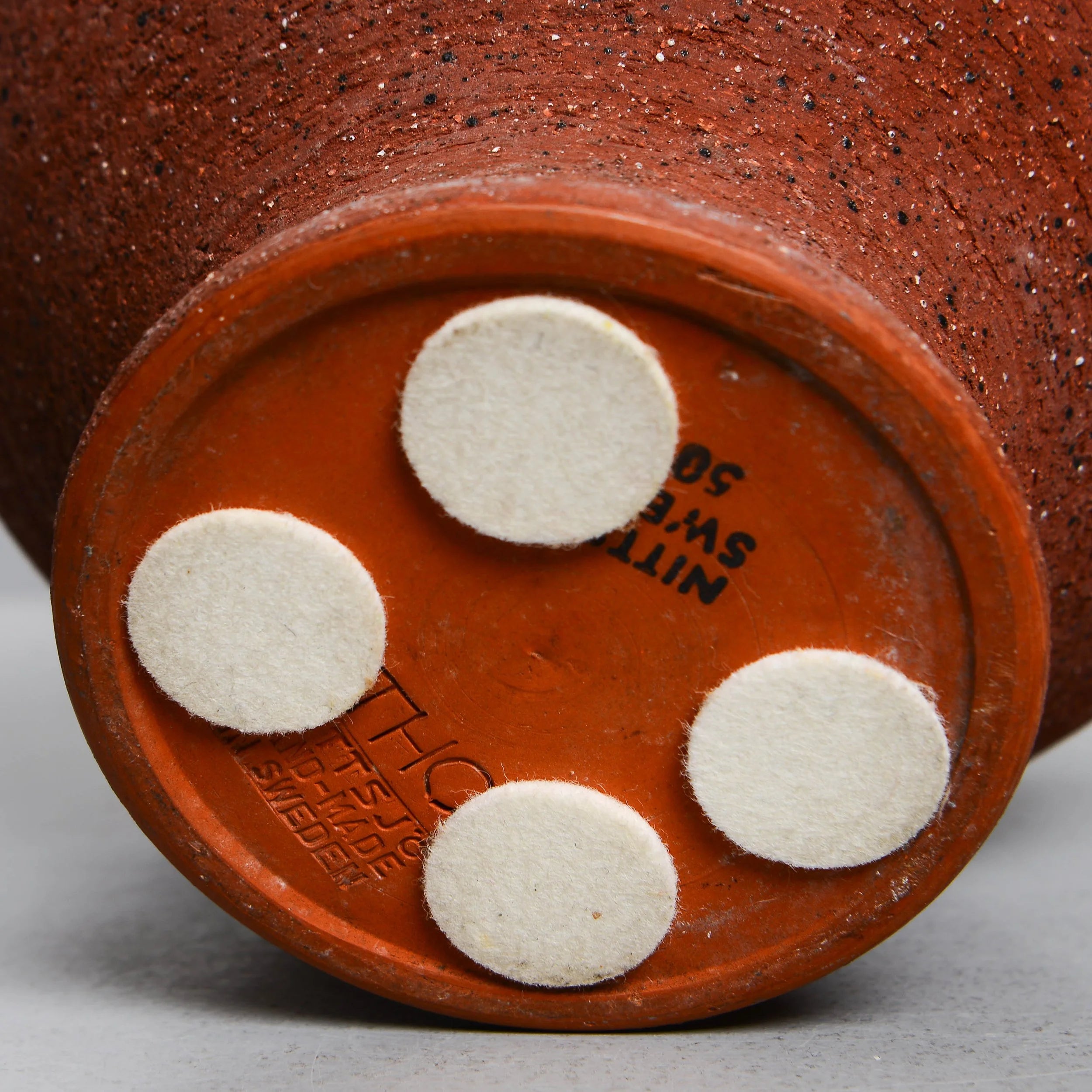 Large ceramic vase, by Thomas Hellström for Nittsjö (1960-1970) — additional view