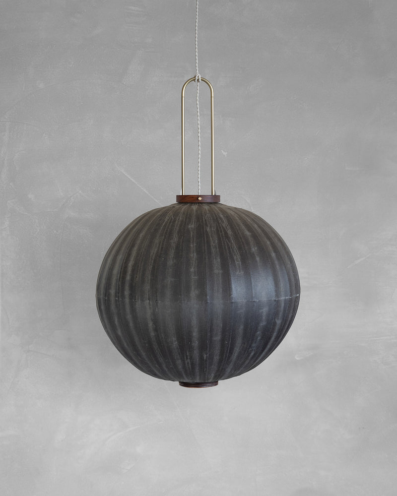Shui mandarin pendant light with ribbed charcoal shade and brass hanger
