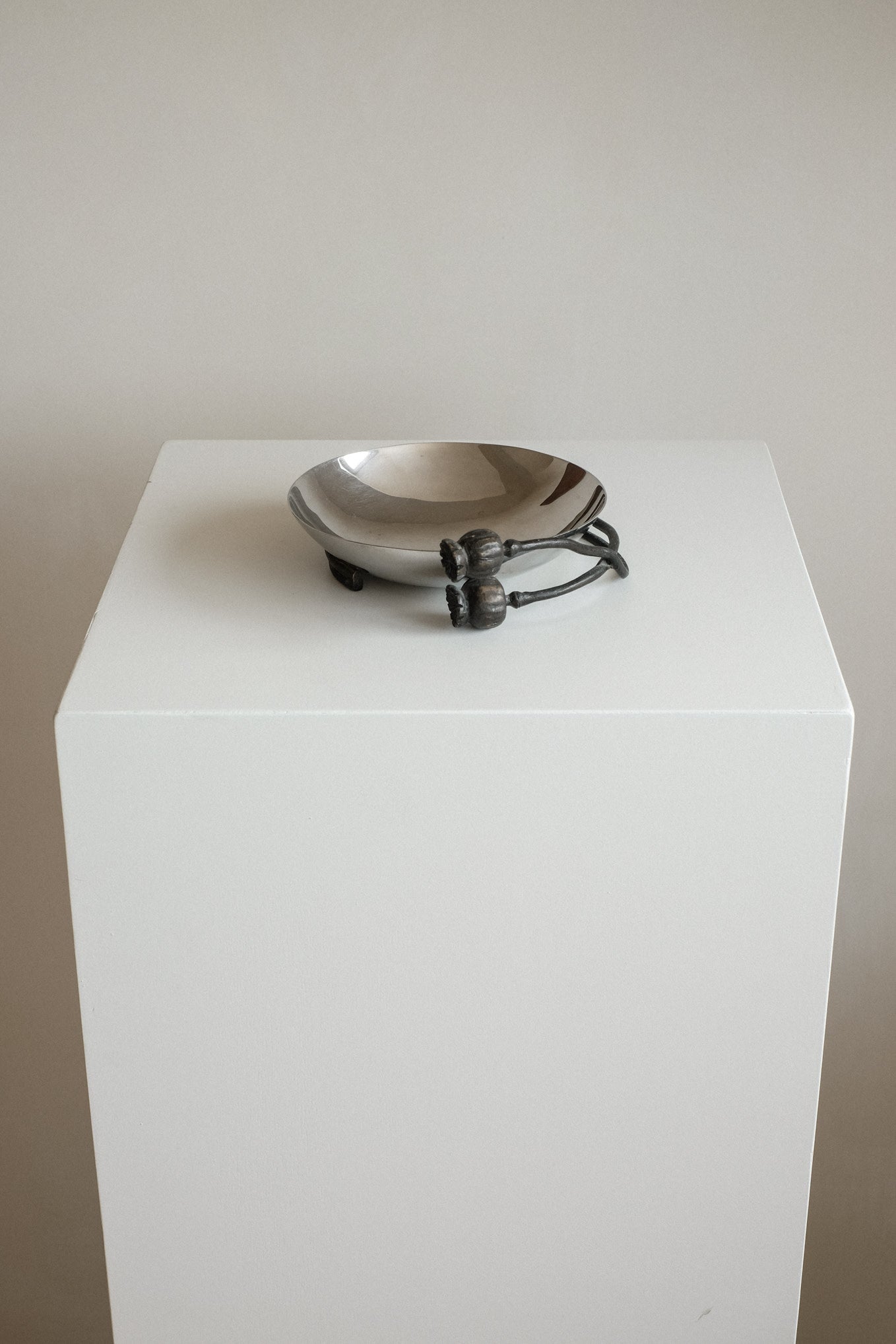 Michael Aram Poppy Nut Bowl | The Oblist