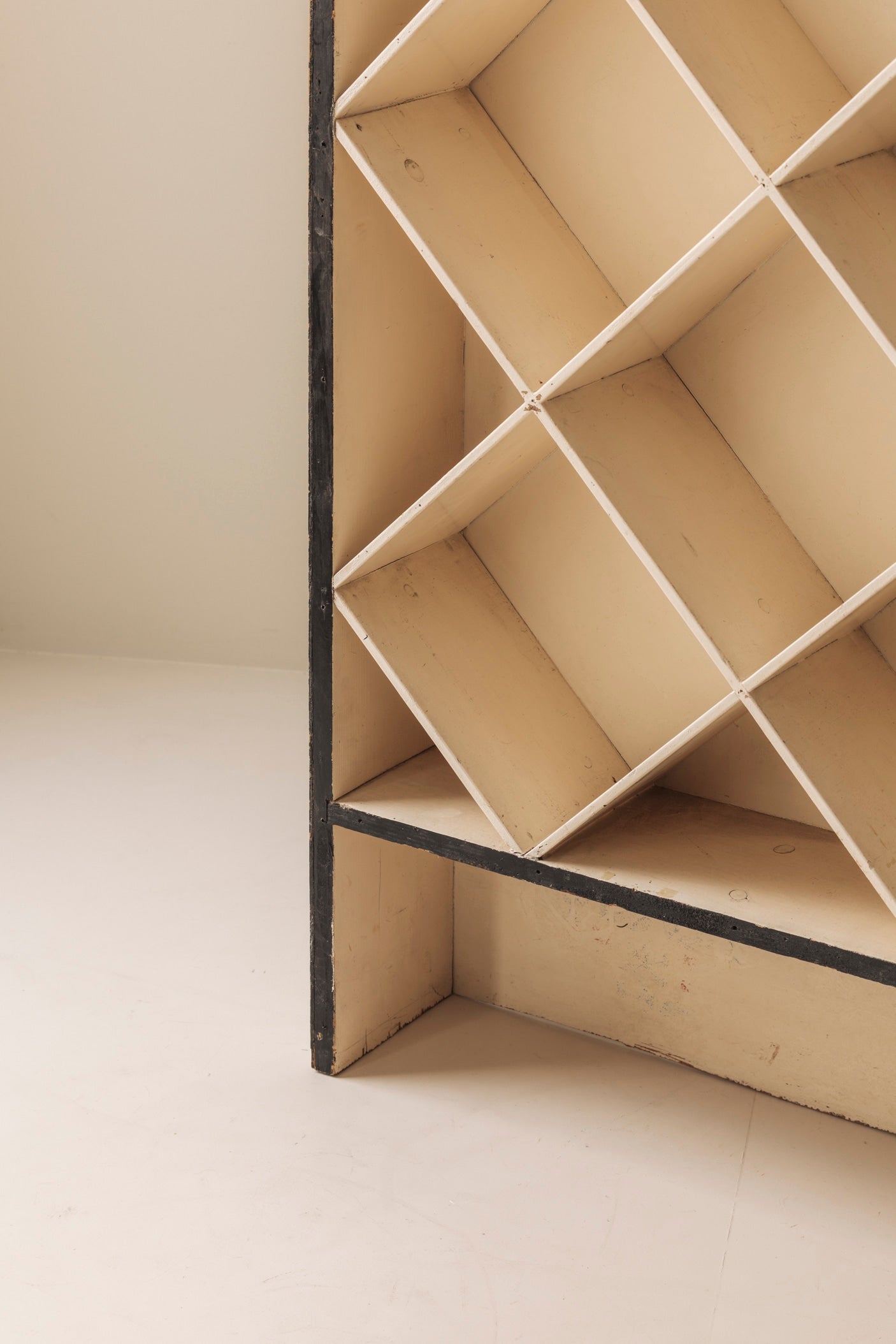 Geometric open bookcase, France 1950s. — alternate view