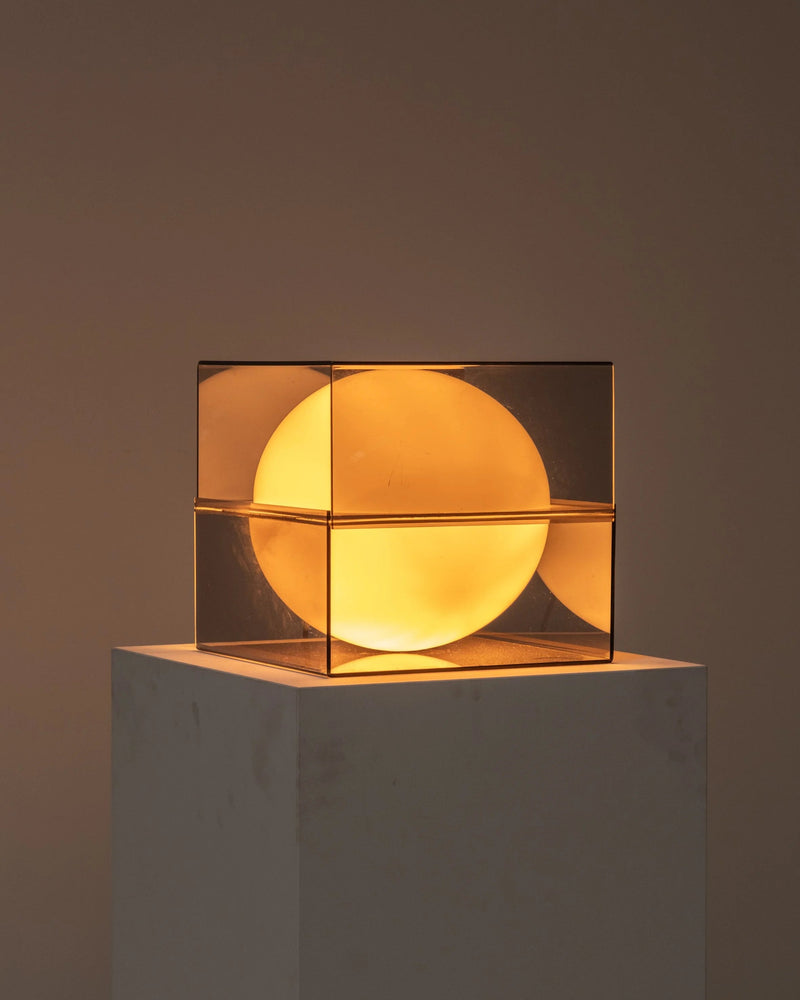 Kubic lamp, Italy 1970s by Paulette in 't Stad | The Oblist