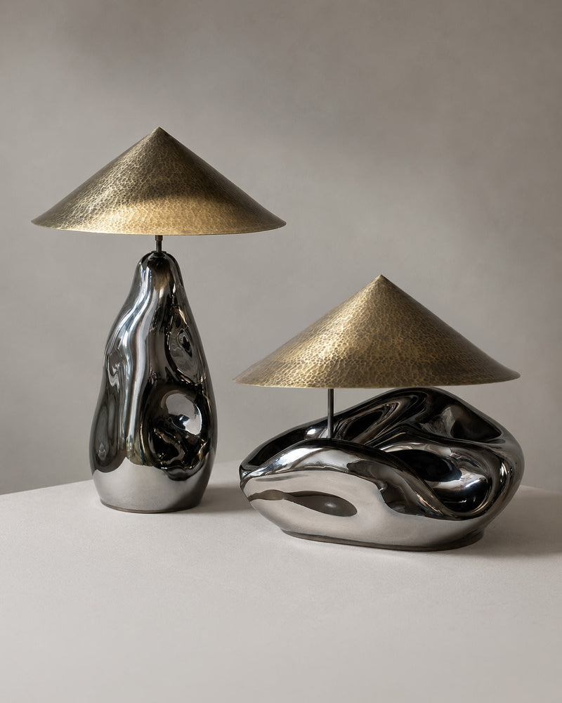 'Obsidian Lamp II' Table Lamp — detail view