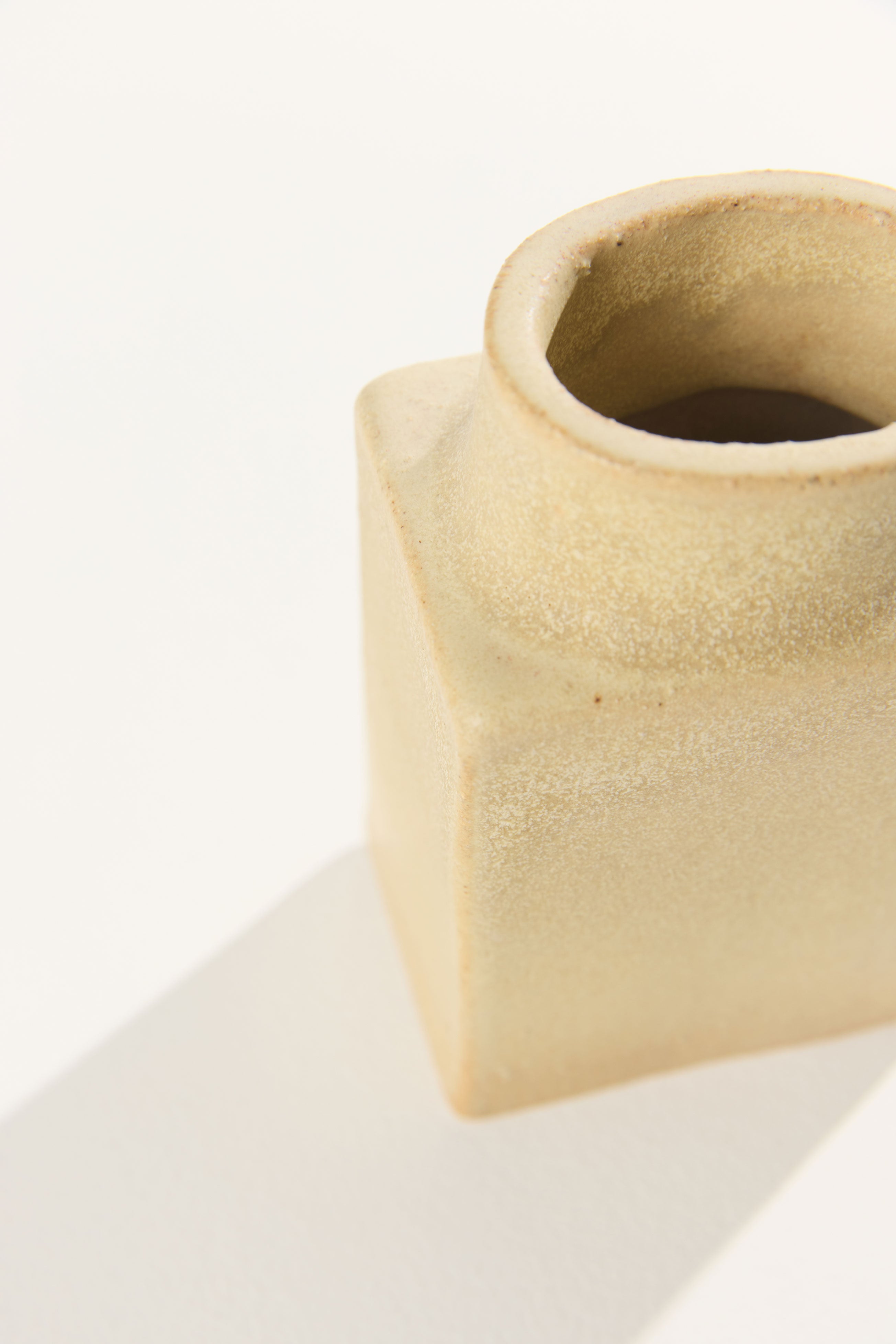 Cuubik small Safrané Ceramic Vase