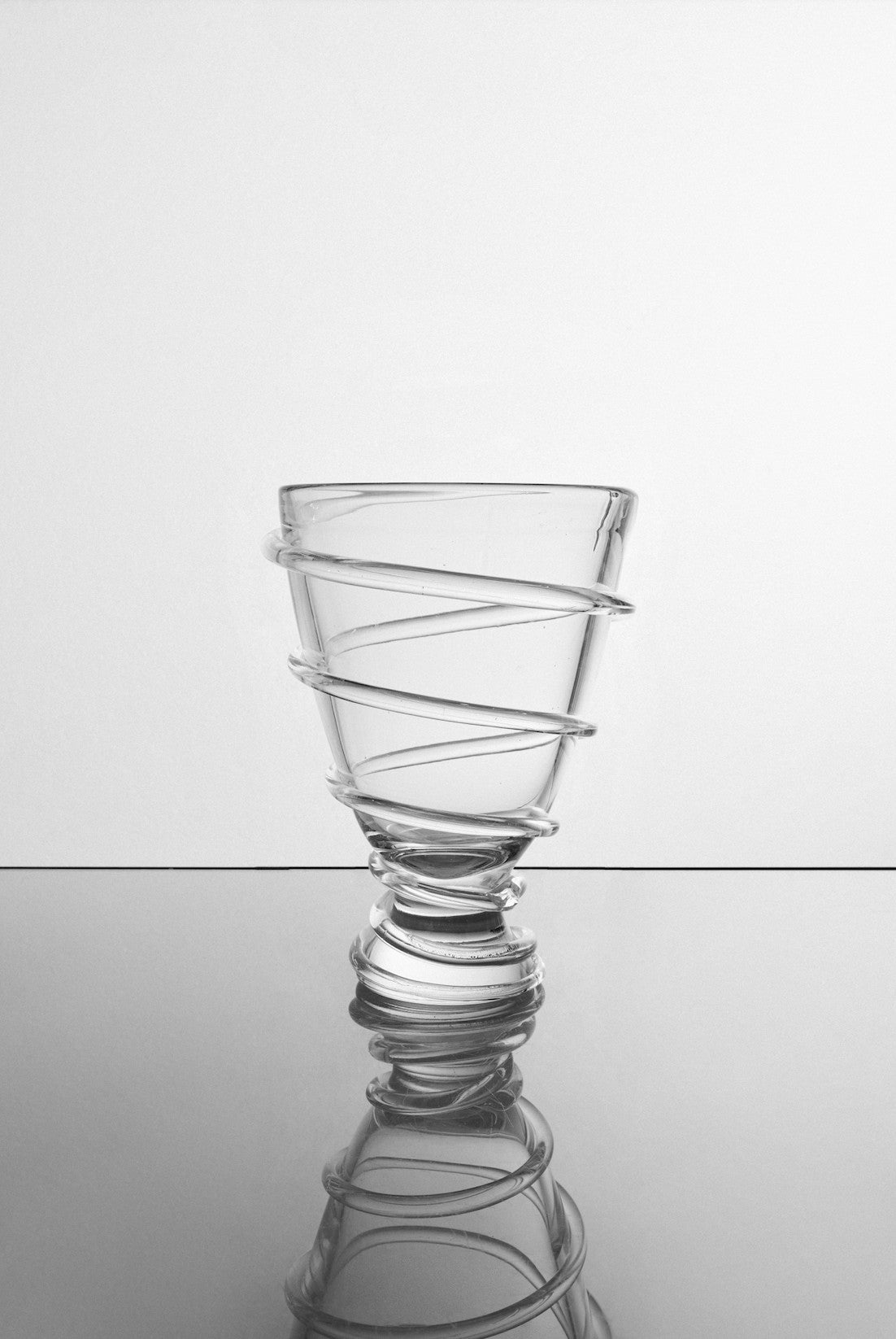 Handblown glass vase no5 — detail view