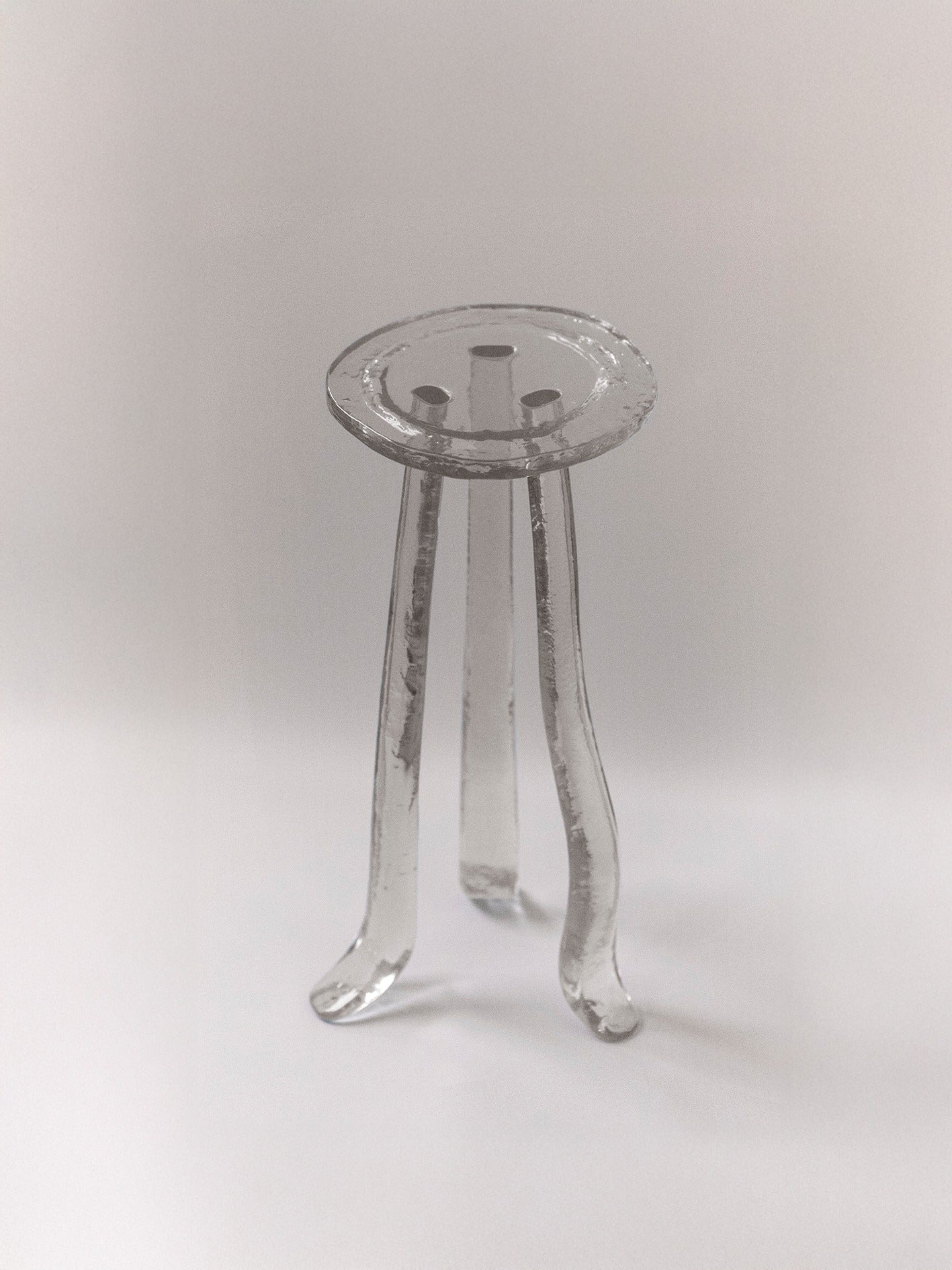 Lung 1.0 Transparent Side Table
