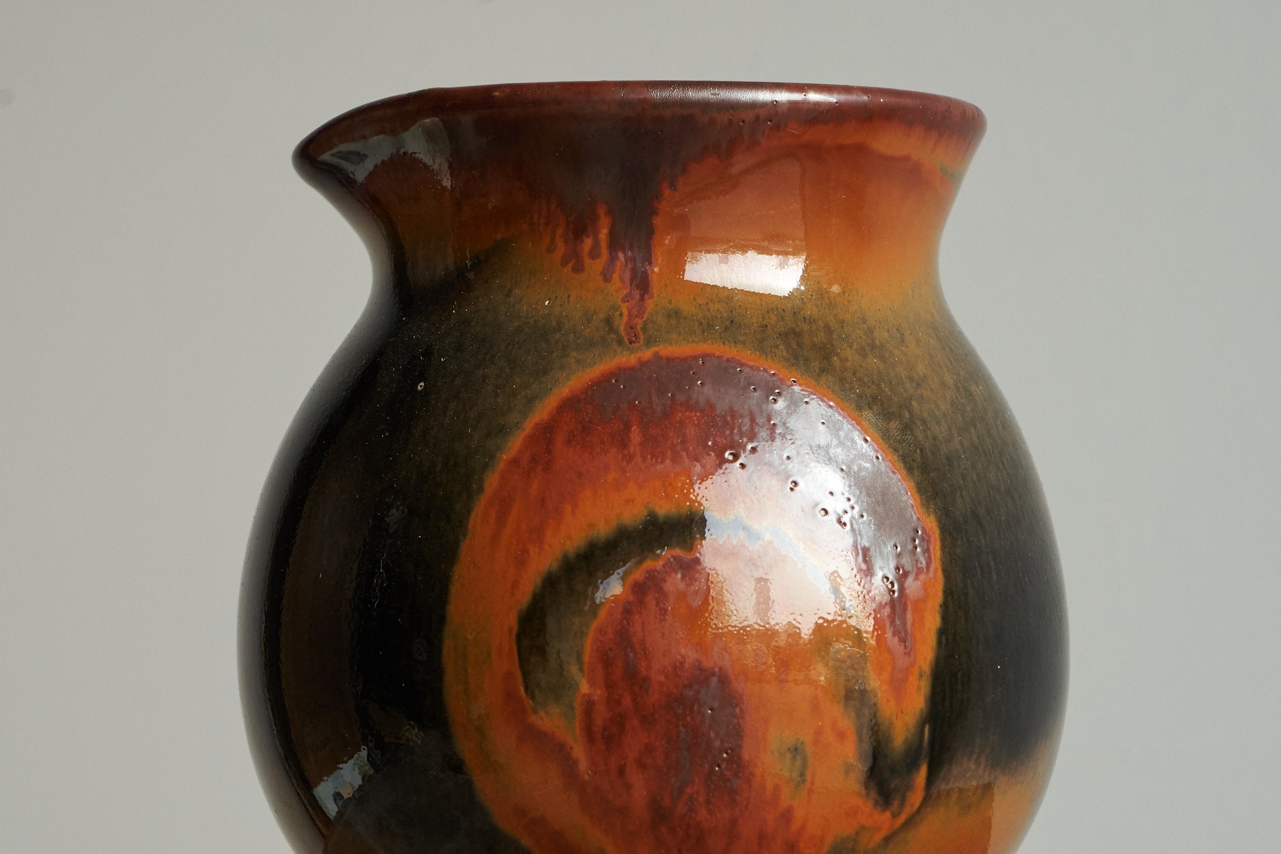 Carl-Harry Stålhane Unique Hand Signed Vase for Rörstrand Sweden 1967 — detail view