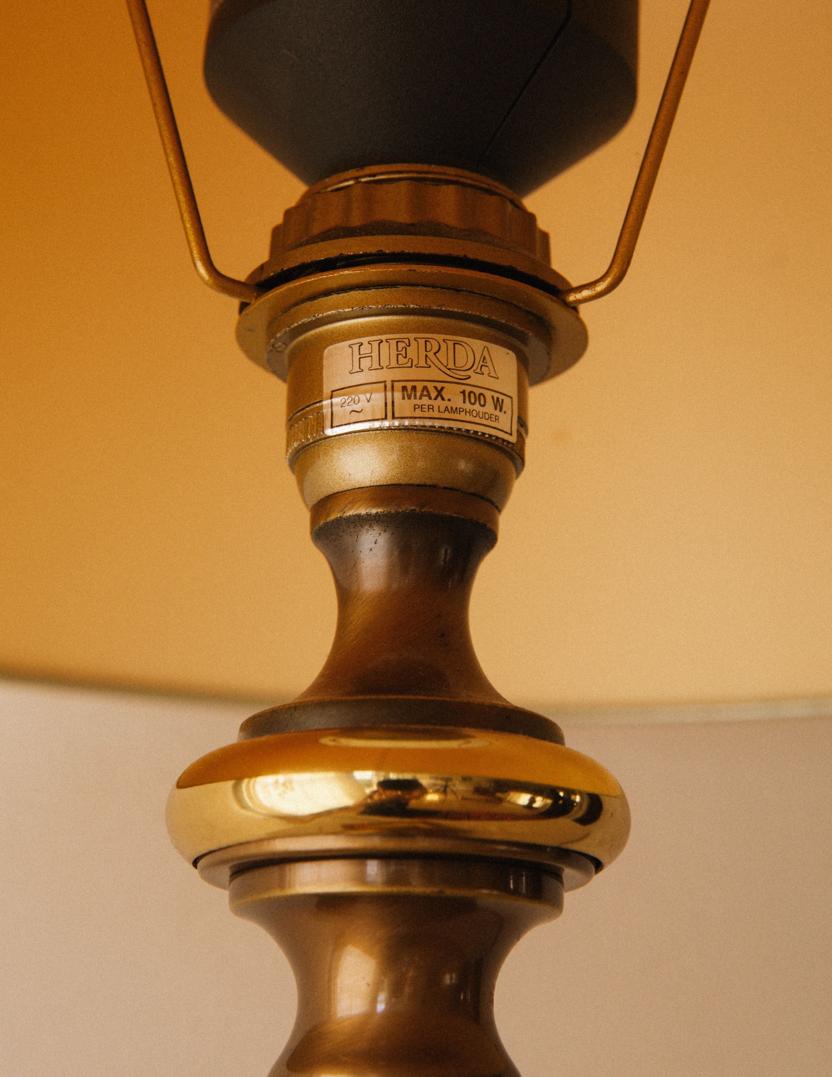 Vintage Table Lamp - Herda Brass Collection — close-up of brass lamp base