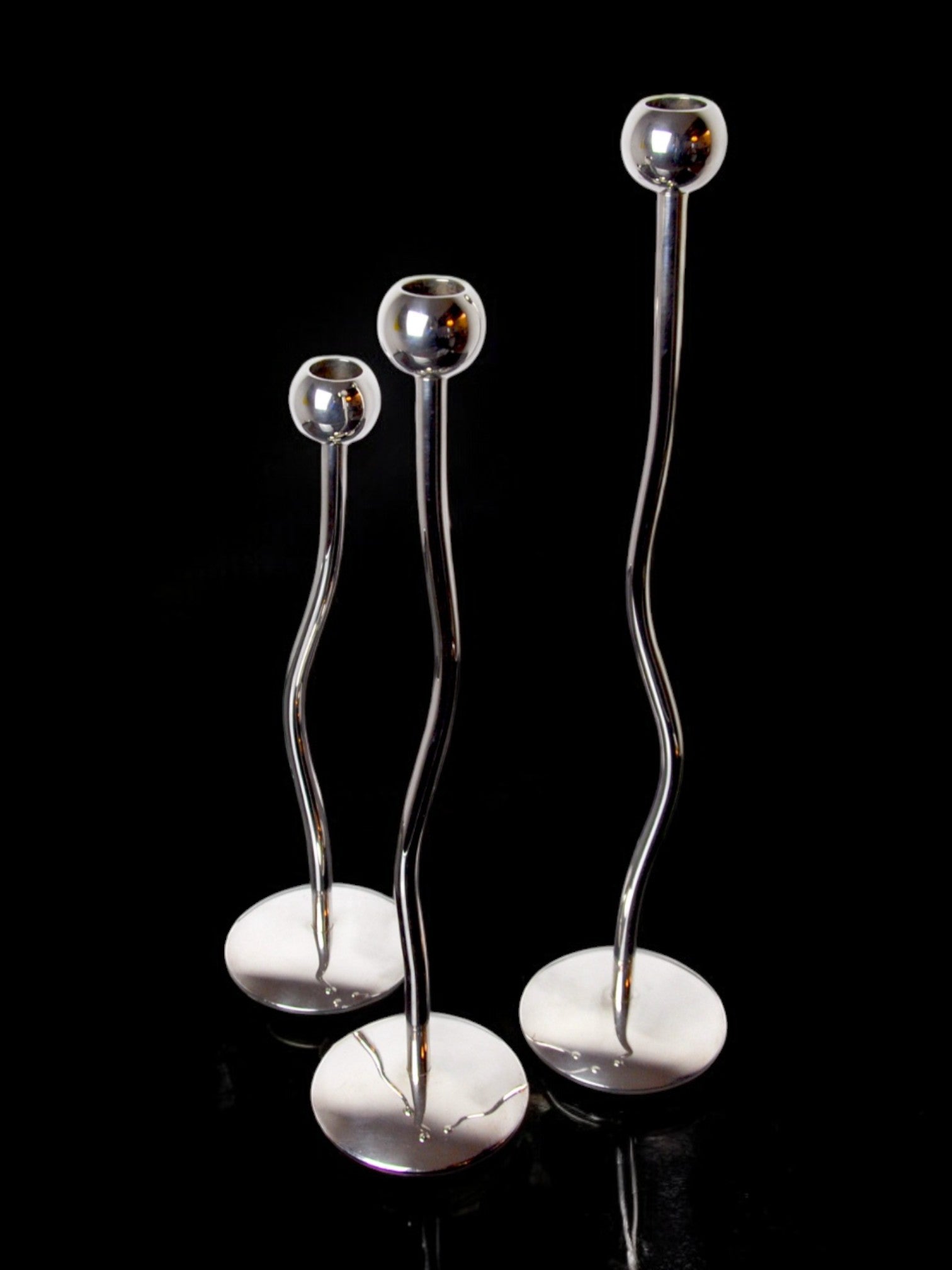 Trio of silver metal candlesticks from mesa italy, italy, 1980s by Malamar Studio | The Oblist