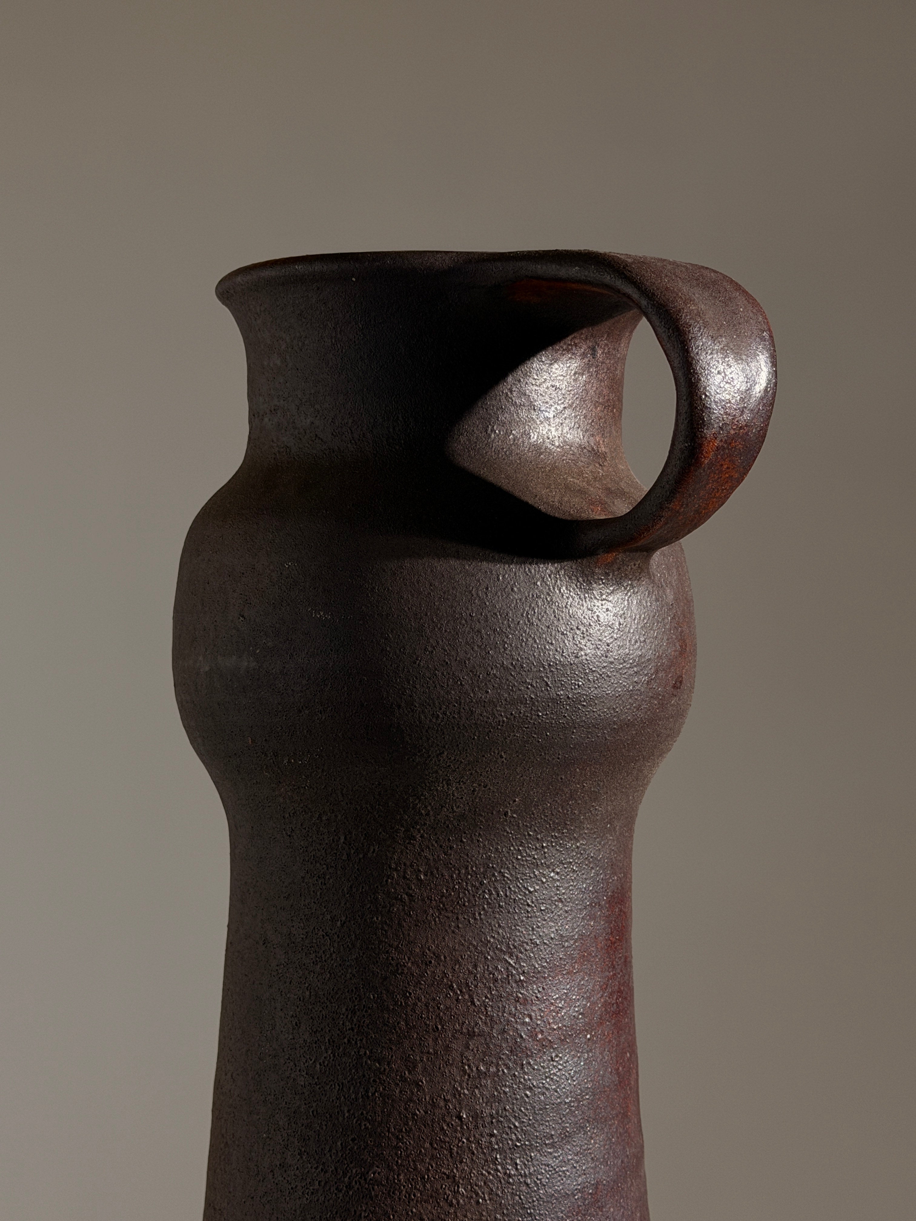 Large wood-fired pitcher by Michel & Nicole Anasse, Vallauris, circa 1960 — detail view