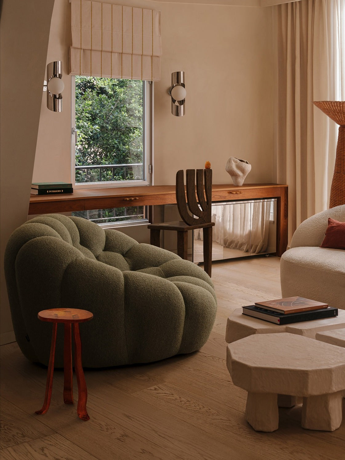 Lung 1.0 Ambar Side Table