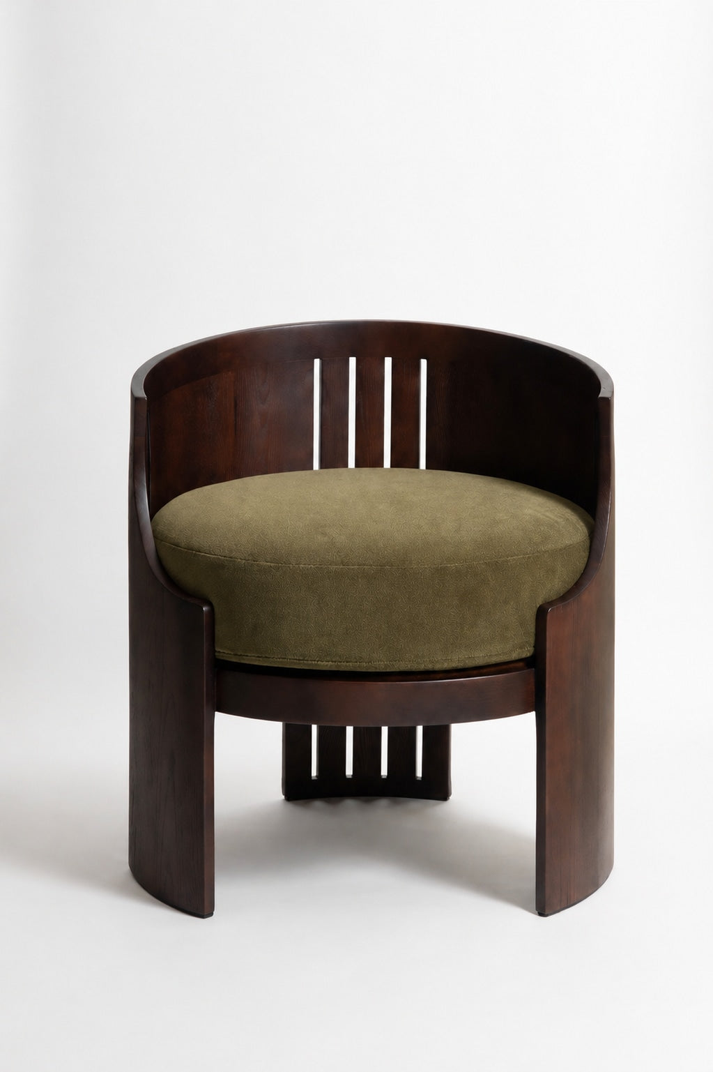 Le Fauteuil 01 by Tassiana Laurre — variant detail