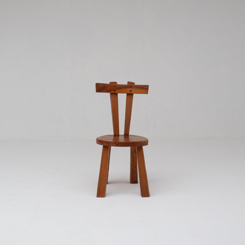 Small Brutalist Solid Elm Chair, France — detail view