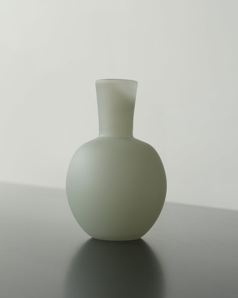 Small Vase in Elephant by Verre d'Onge | The Oblist