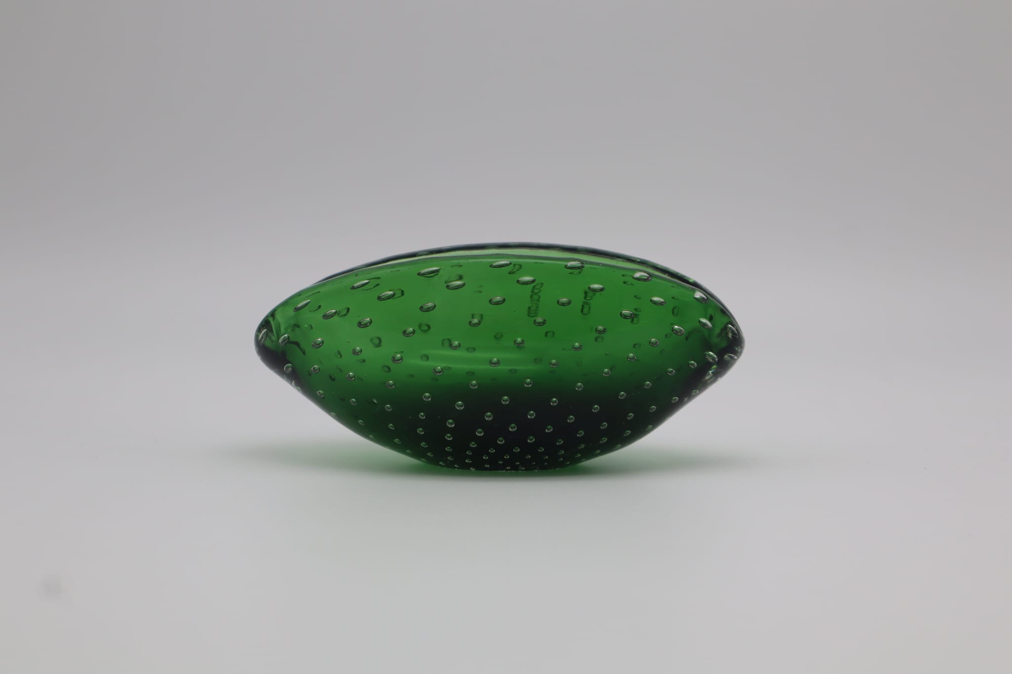 Green Sommerso Murano Glass Ashtray, Italy, 1960s — side view highlighting textured green glass