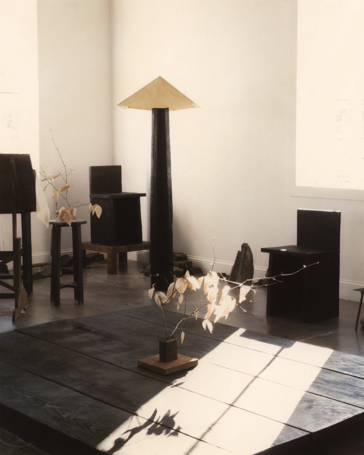 N V Chair — alternate view