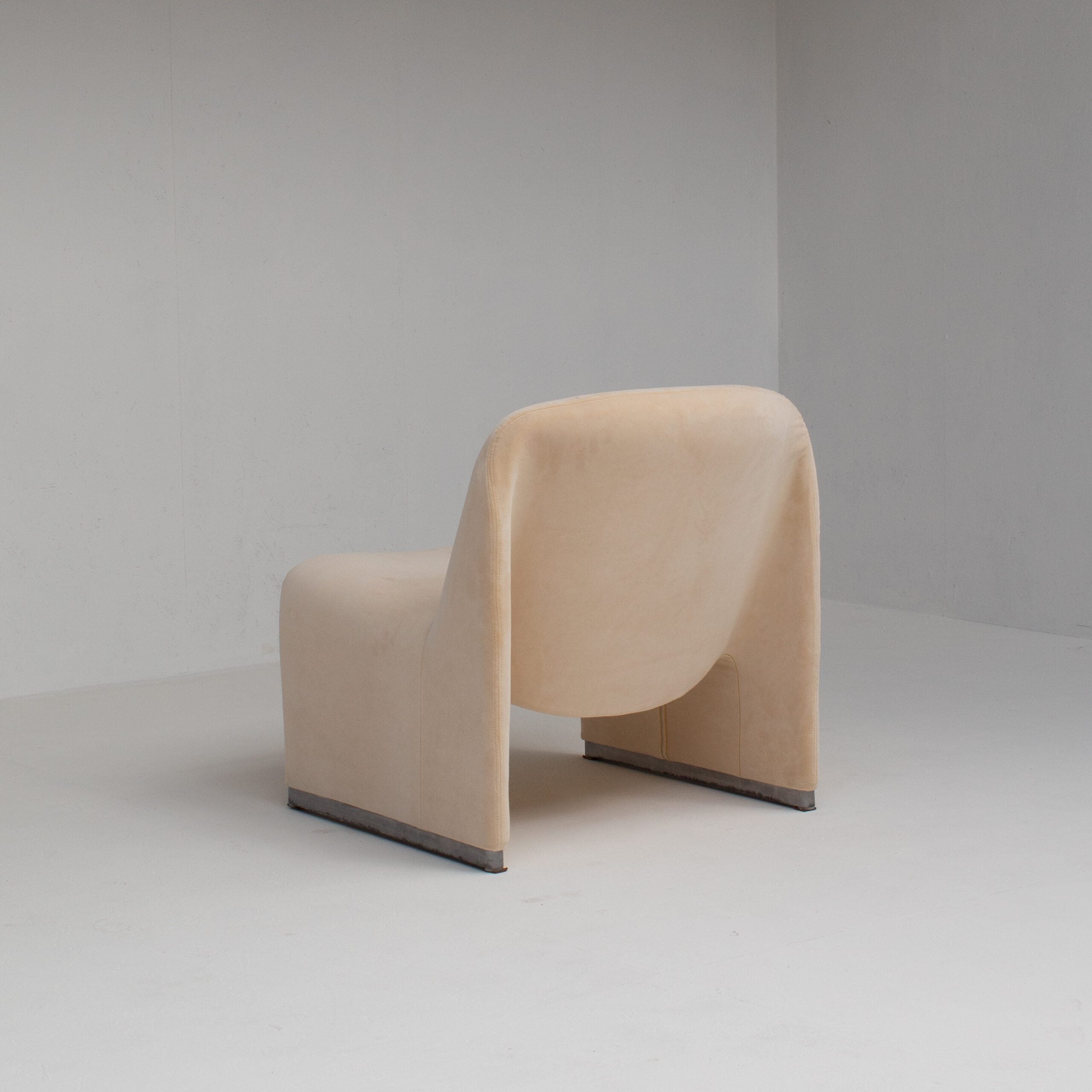 Alky Chair by Giancarlo Piretti — alternate view