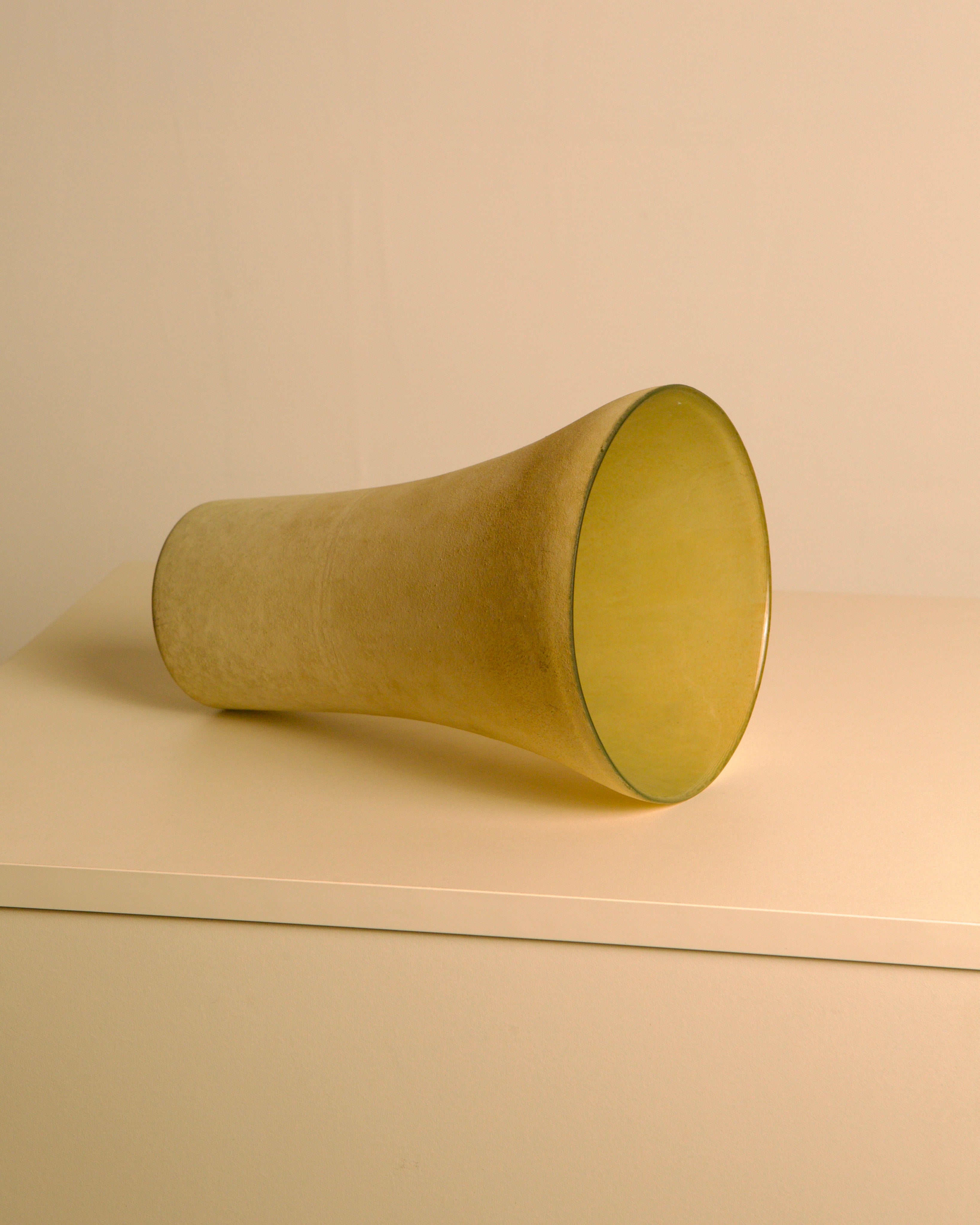 Italian Murano Glass Vase with a Creamy Texture, 80s — top view showing creamy glass surface