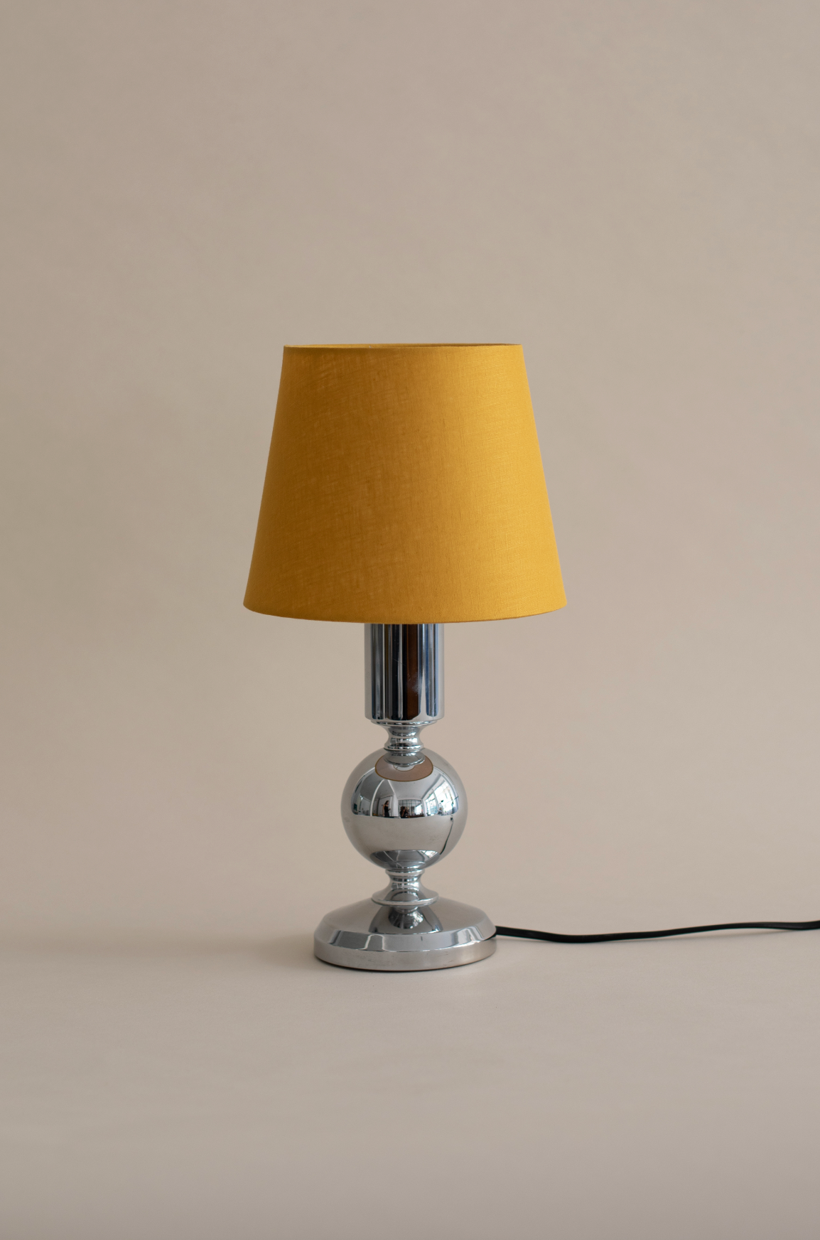 Almada Table Lamp