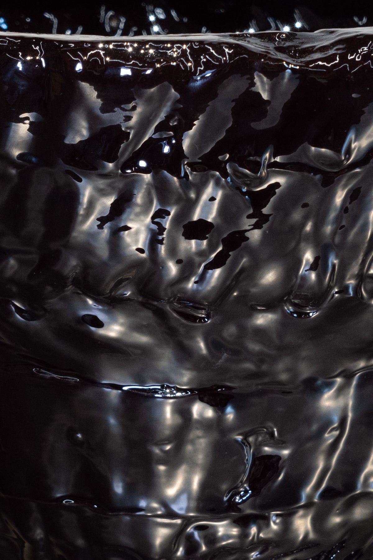 SK1-B — Ceramic Vase. Limited edition 25 + 1 AP — detail view