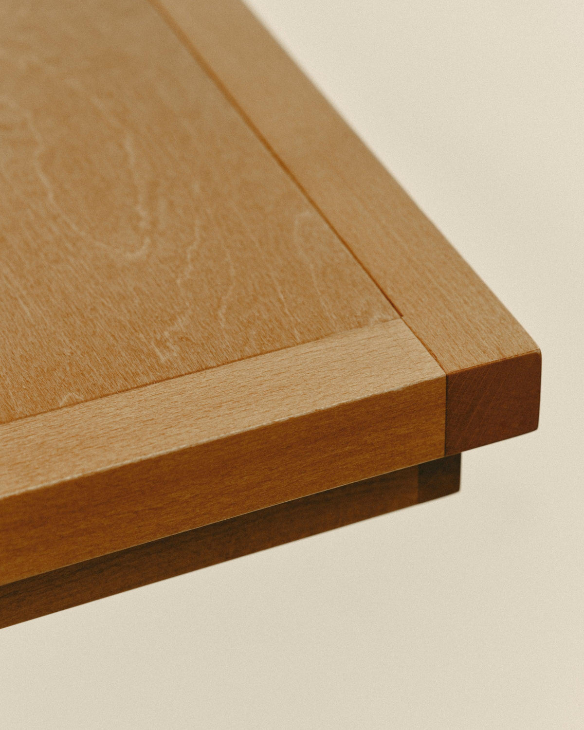 FRANKIE TABLE — view 11