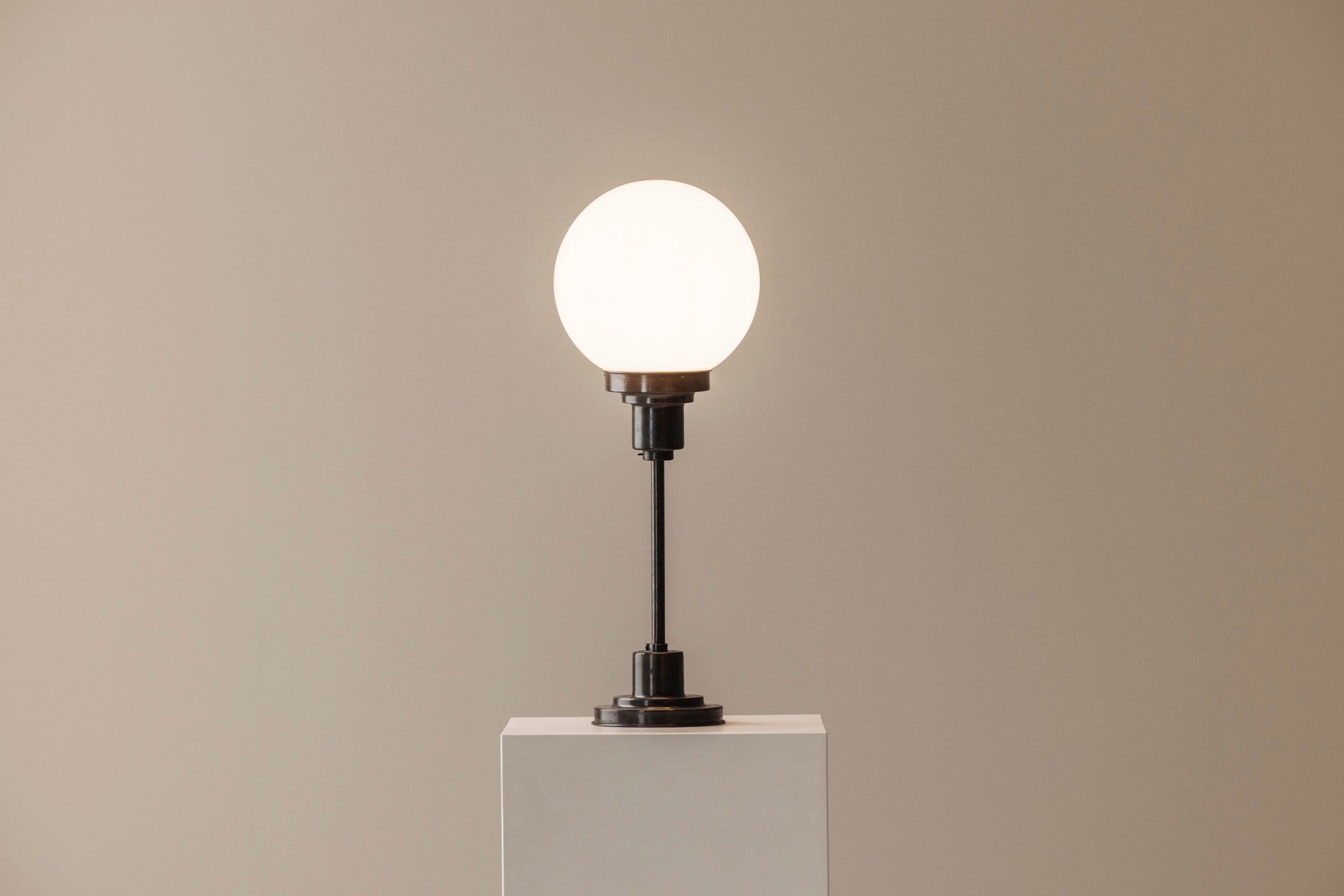 Opaline Art Deco Table Lamp, Sweden 1930s. — lifestyle setting