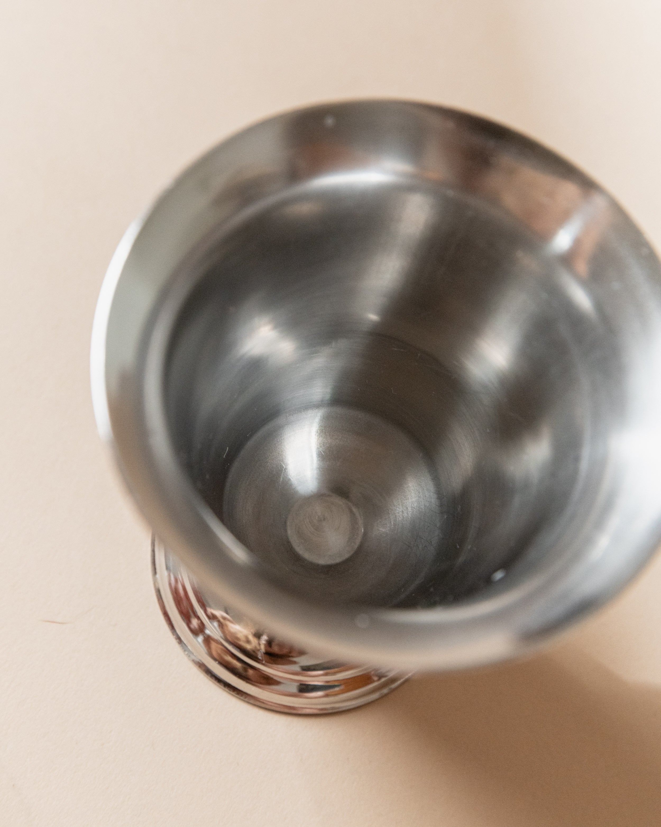 Ensemble de 6 tasses en acier inoxydable, design Italie années 1970