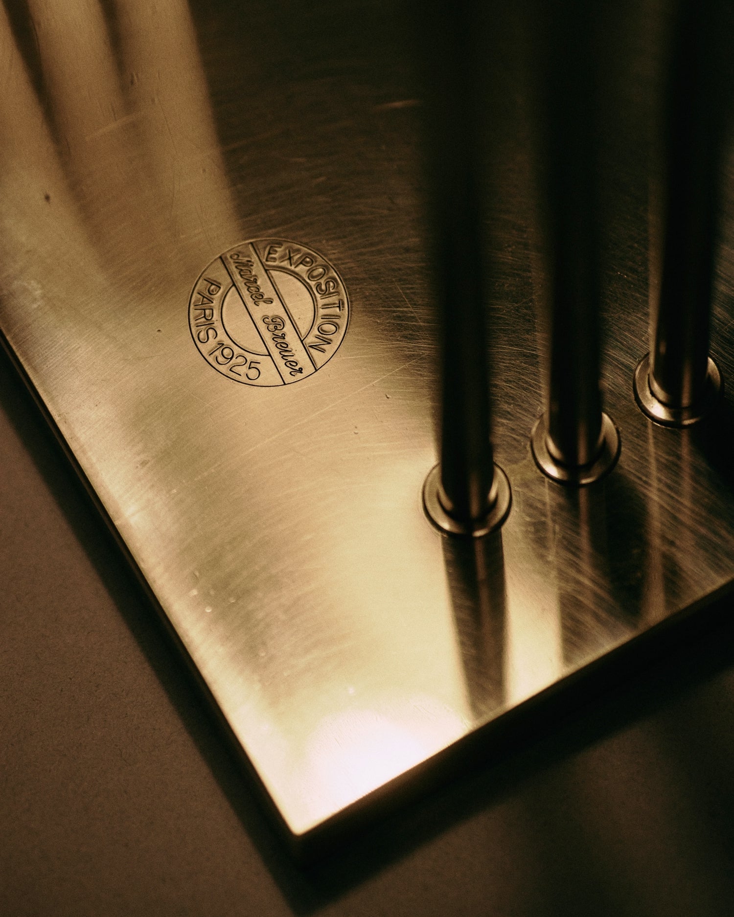 Marcel Breuer Art Deco Lamp, Paris 1925 — close-up