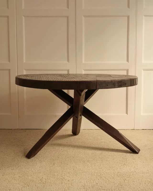 Circular wooden table by Galerie Vauvart | The Oblist