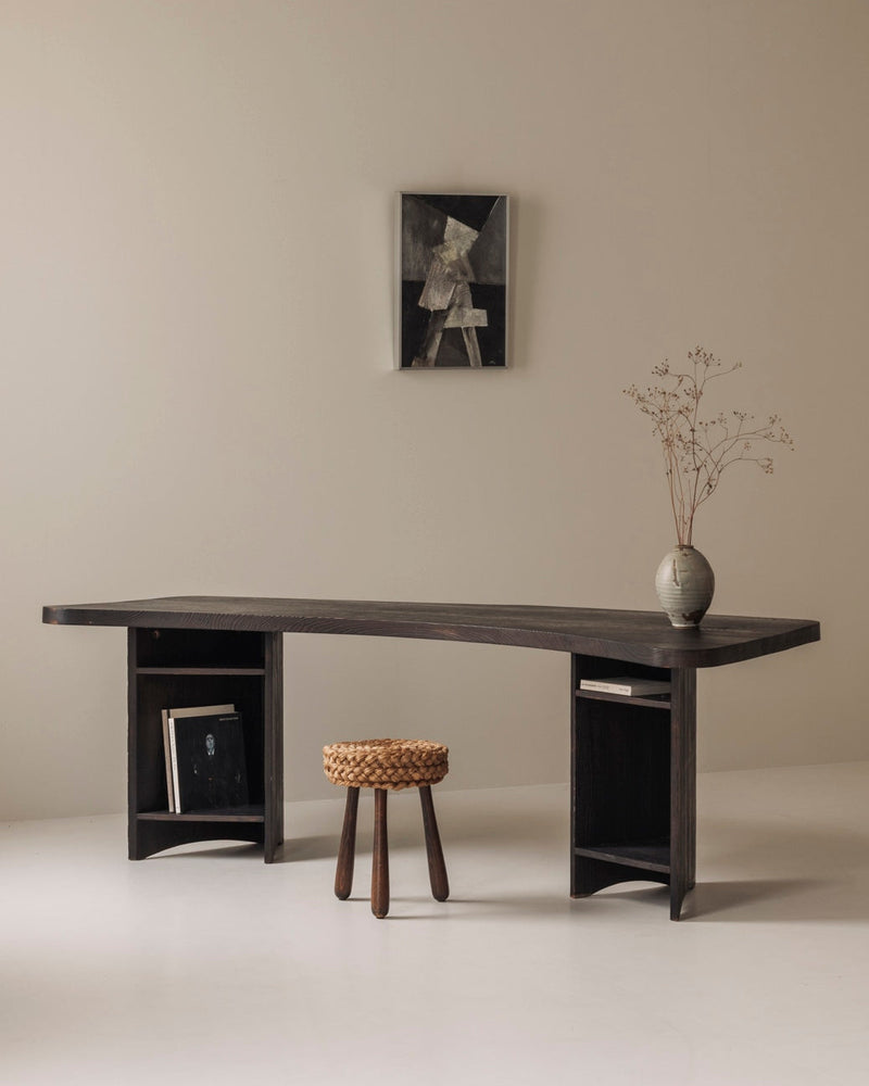 Important sculptural boomerang desk 1950s, Perriand and Jeanneret era. — view 9