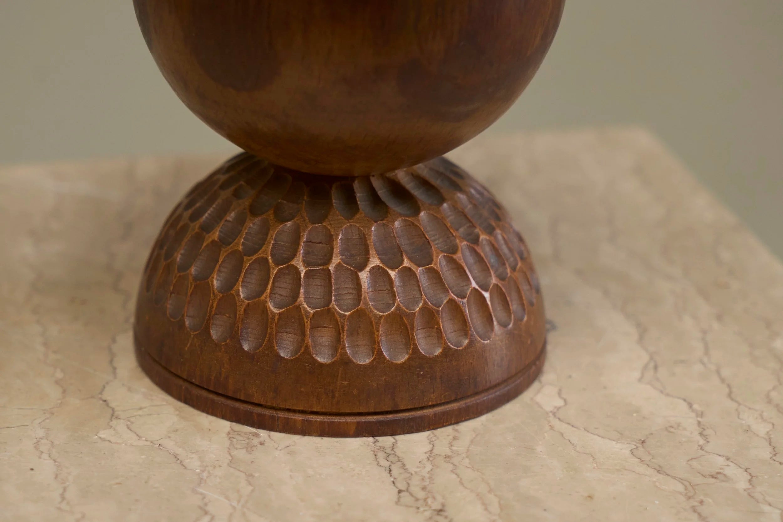 Wonderful Table Lamp in Carved Wood with Shade in Woven Jute 1960s — in context