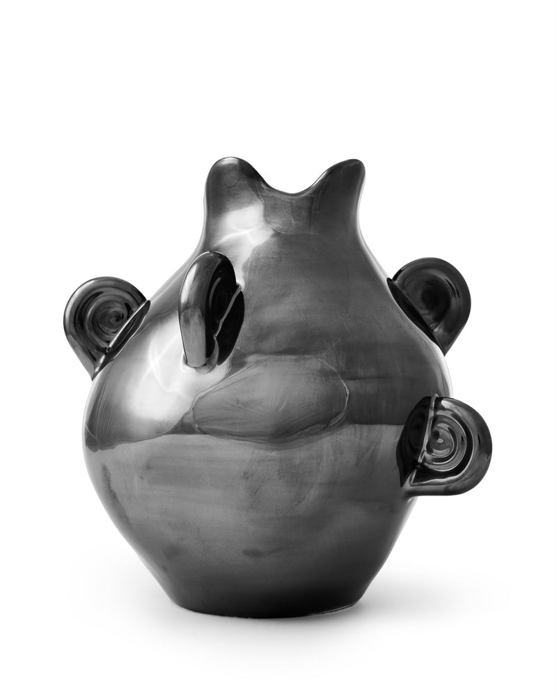 Platinum Aries vase profile view showing sculptural horns and handles