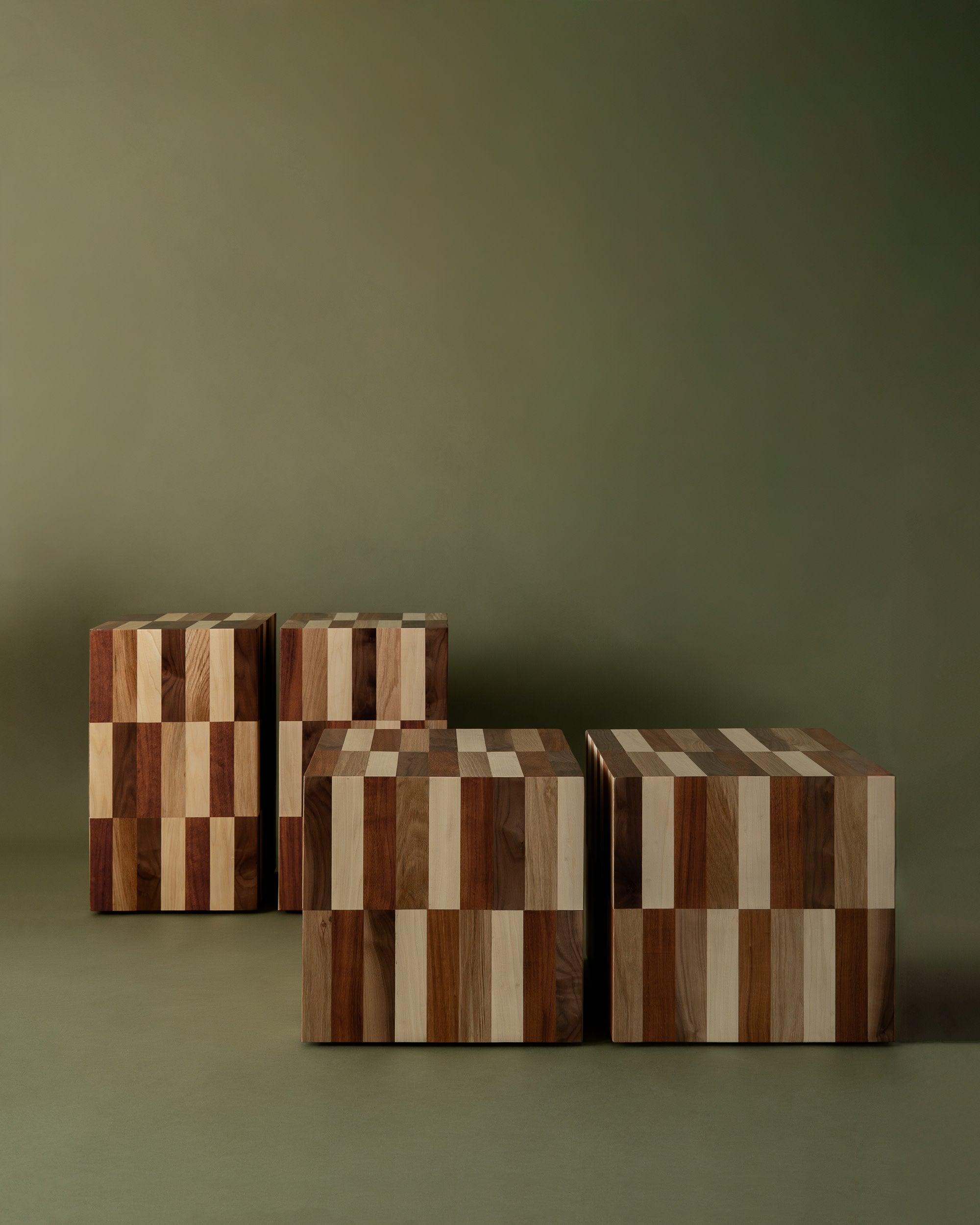 Table d'appoint en bois MORA