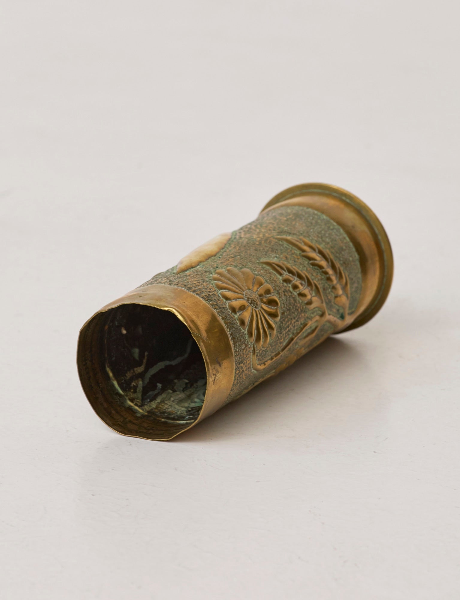 Vintage Vase in Metal Brass (hand-repoussé Daisy and Lily of the valley motifs) — close-up