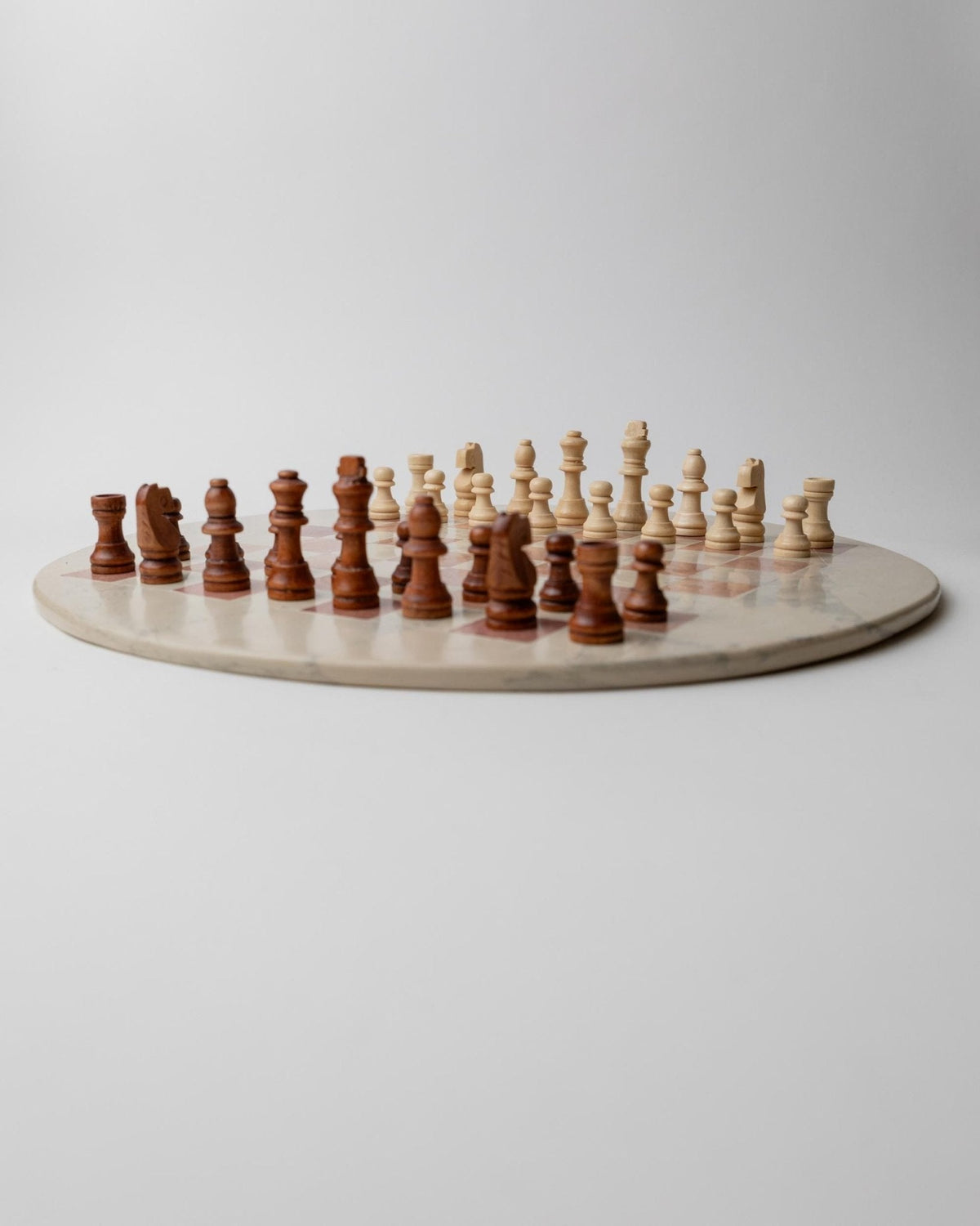 Vintage 1980s round Marble Chess Set, Beige and Rose Marble Chess Board with Wooden Pieces, Classic Strategy Game, Table Game, Gift Idea — alternate view