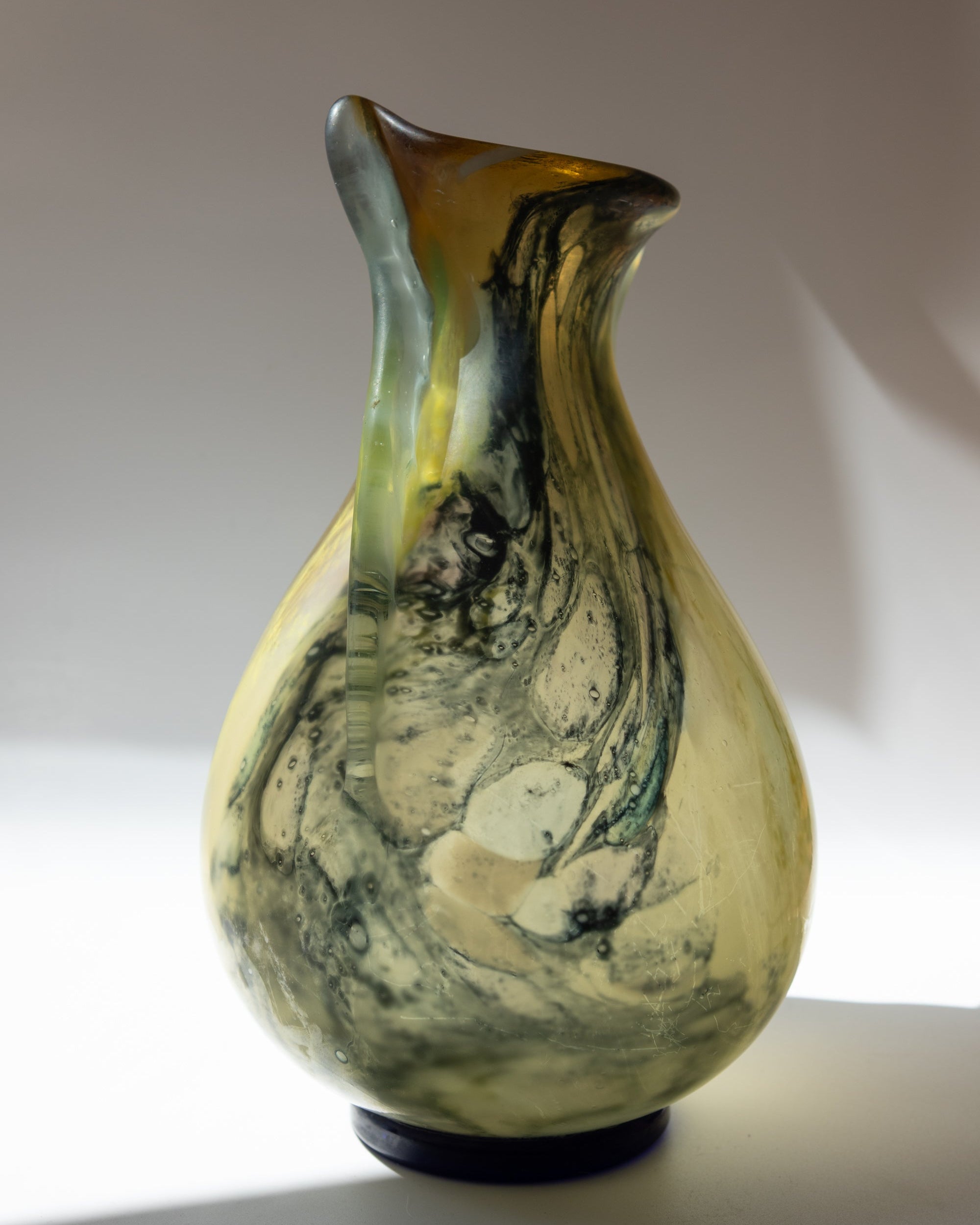 Murano Marbled Vase in Glass, Italy - c. 1970s by Trove Paris | The Oblist