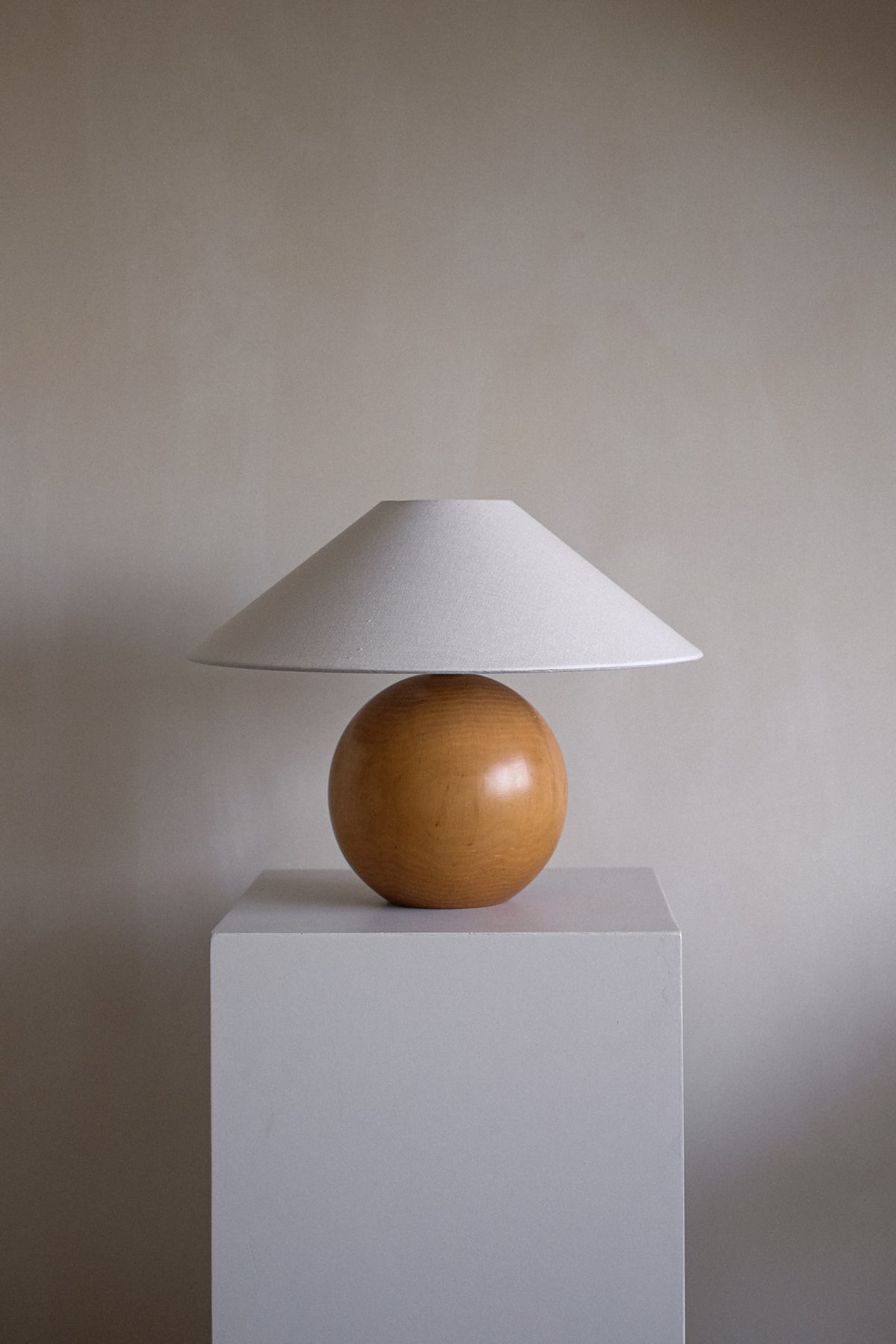 Wooden table lamp by septembre studios — variant detail