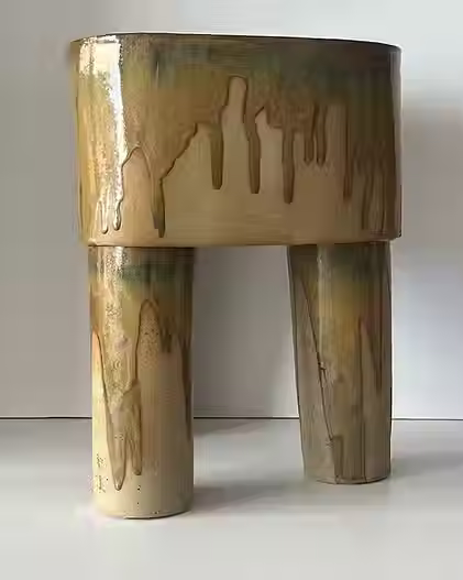EZE Side Table in Ceramic — side angle