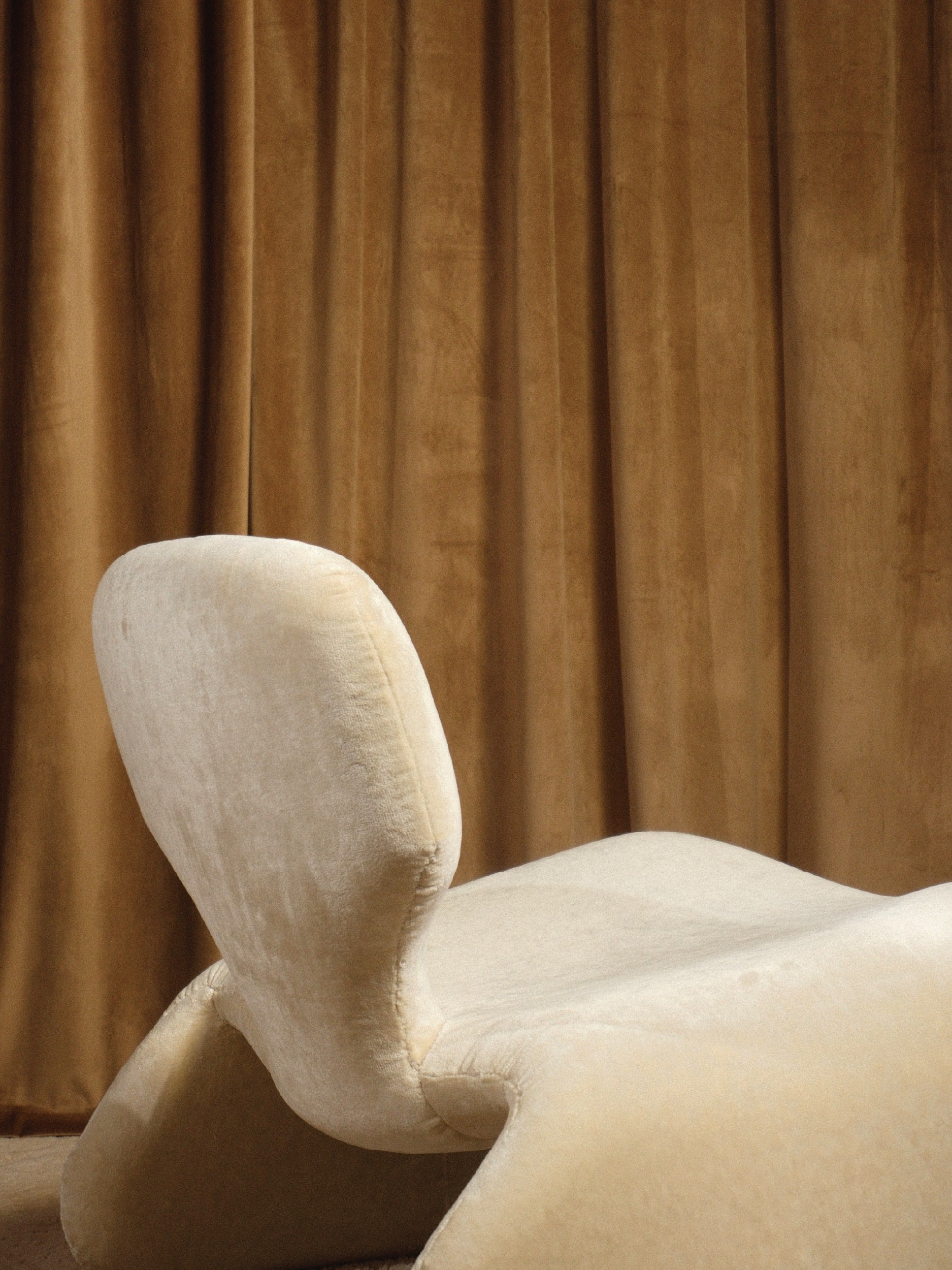Olivier Mourgue Djinn Lounge Chair — alternate view