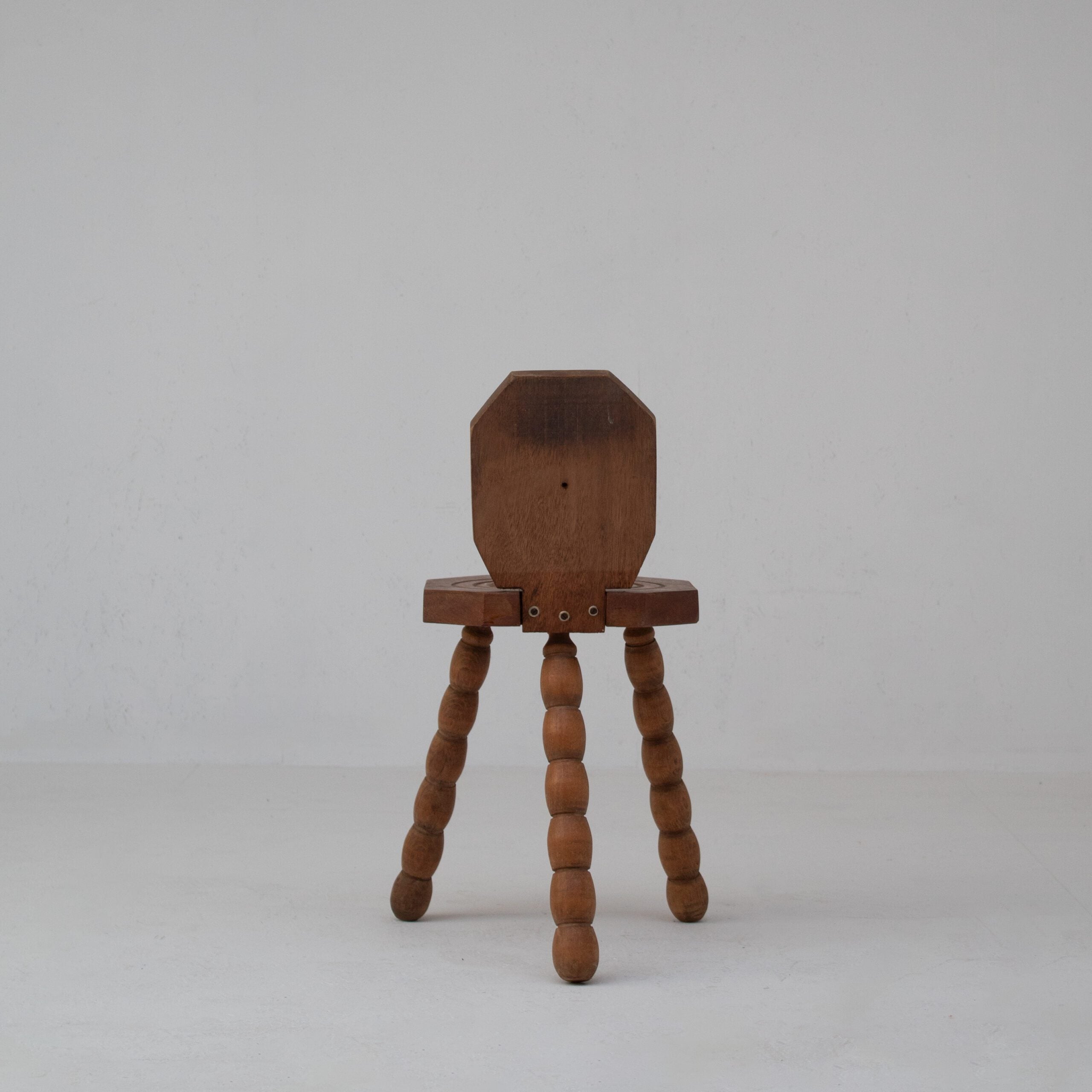 Pair of Sculptural Bobbin Stools with Backrests — close-up