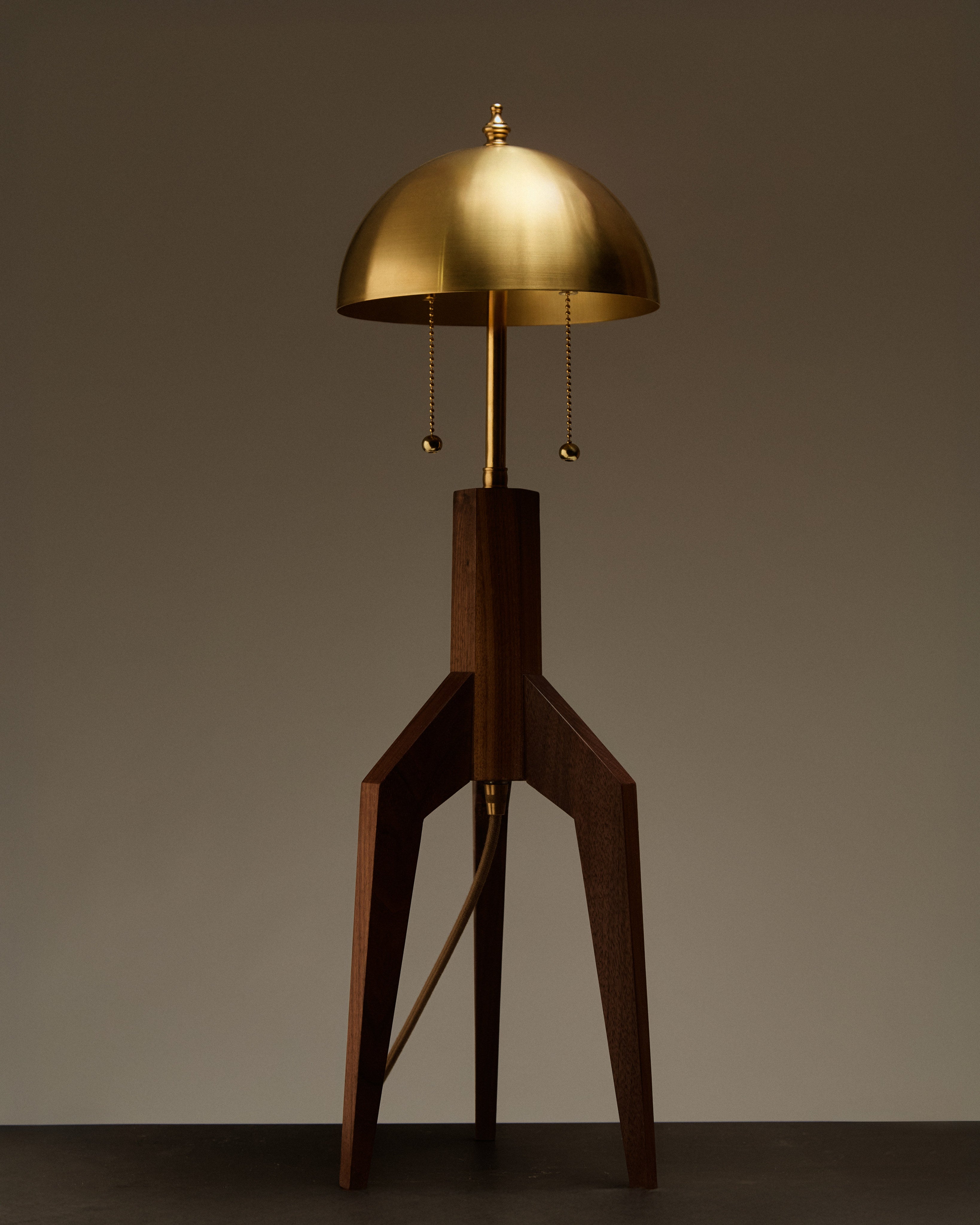 Falcon Table Lamp