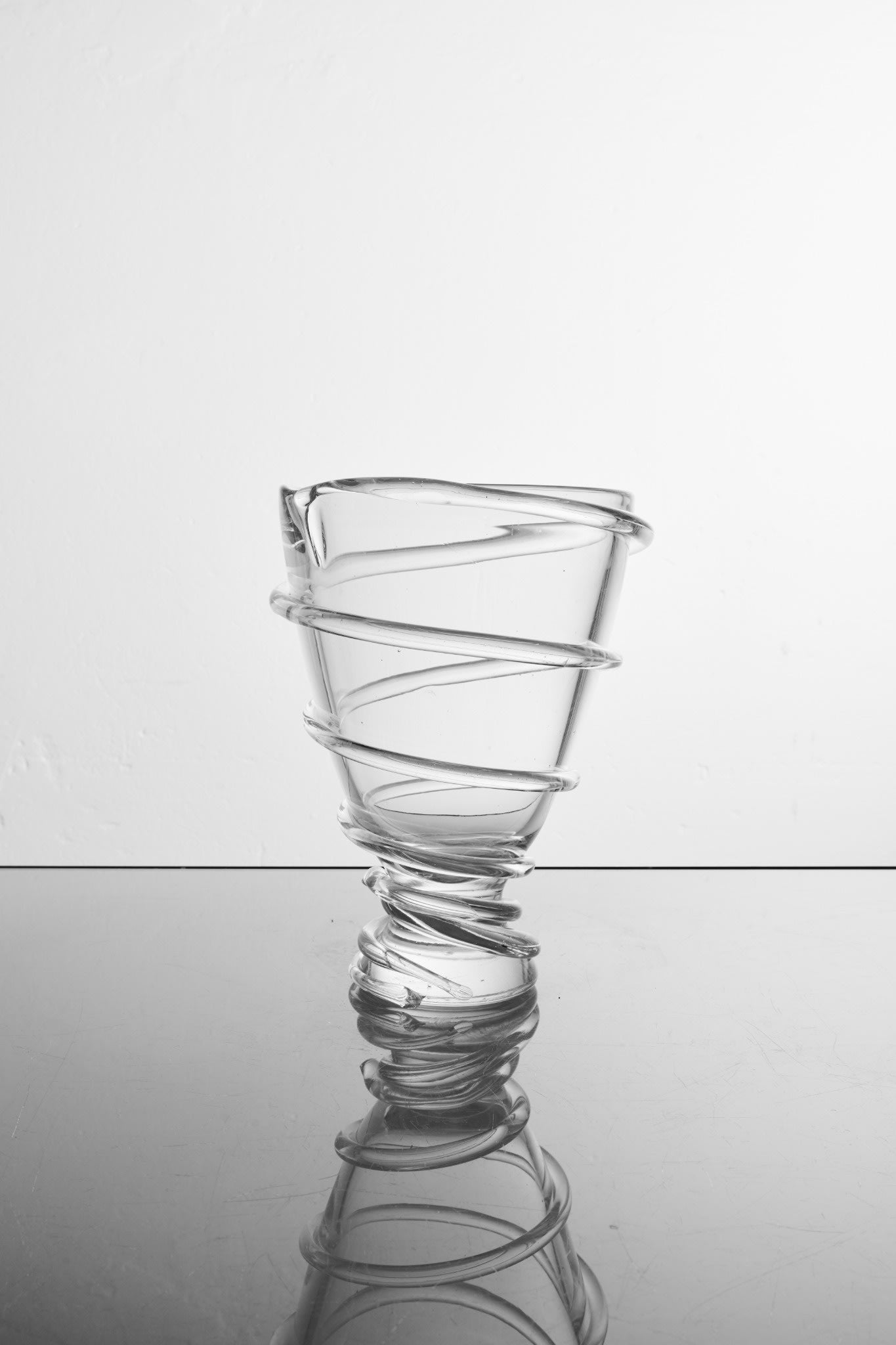 Handblown glass vase no5 — side angle