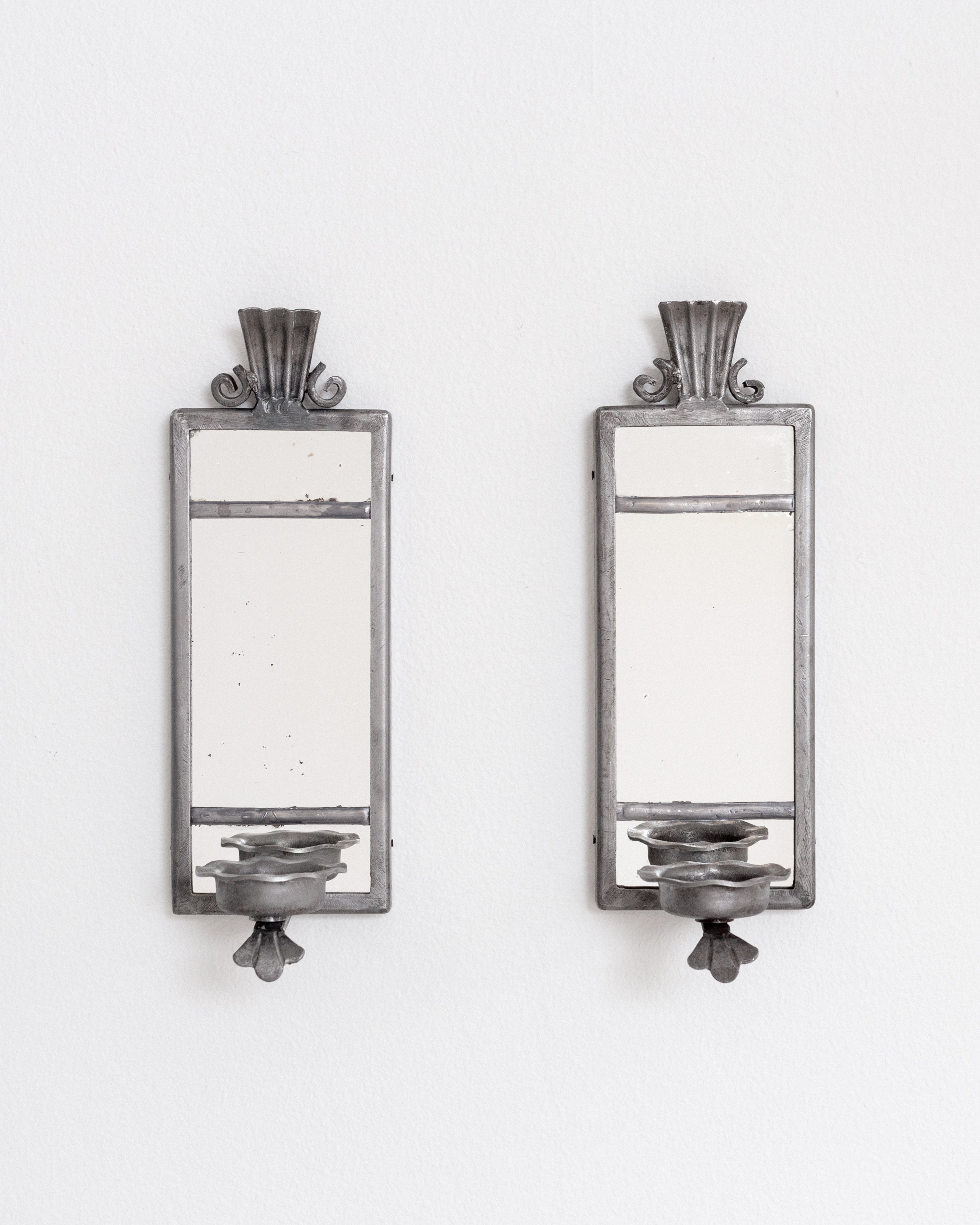 Pair of Art Deco Pewter Candle Sconces by Böhlmarks, Sweden, 1930s — close-up of pewter surface with mirror detail