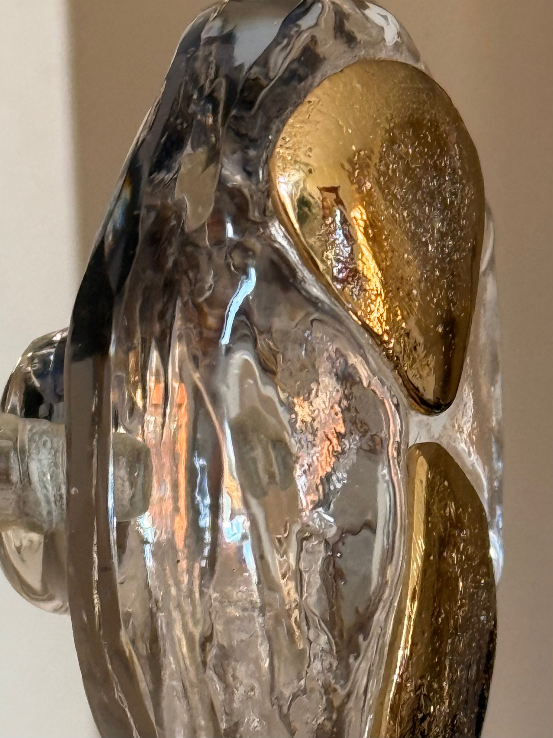 MIRO Cabinet Knob/Wall Hook — close-up of clear glass with gold accents