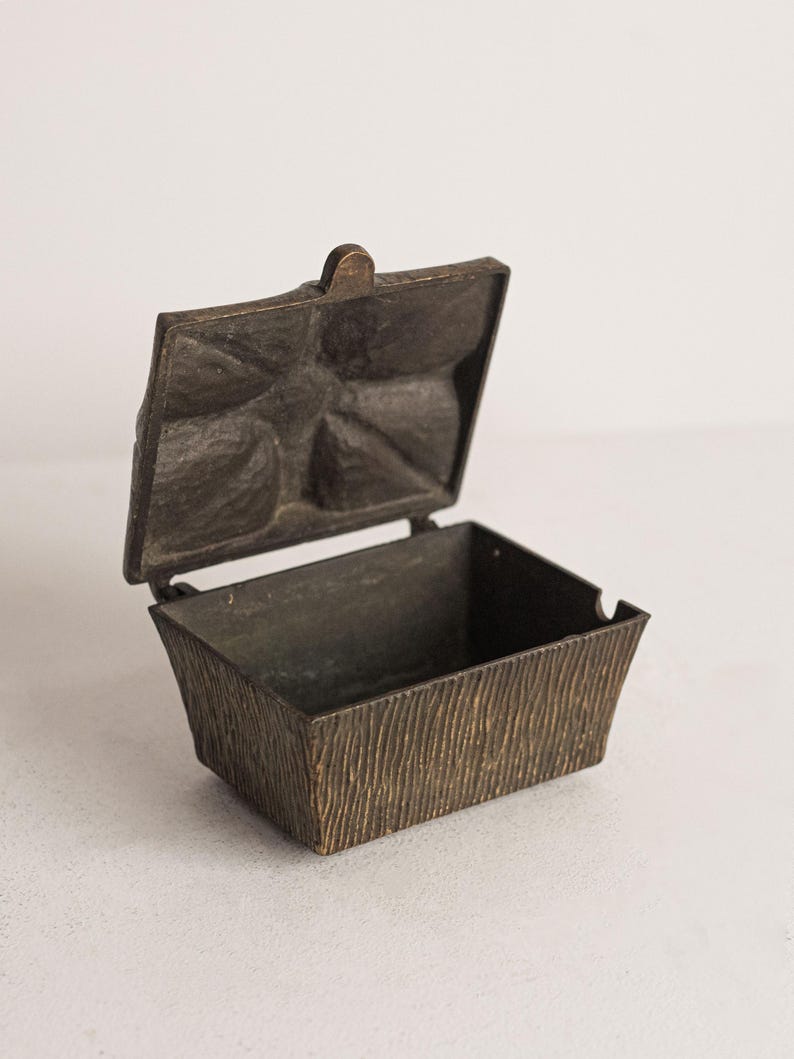 Vintage Brutalist Cast Bronze Trinket Box — top view with open lid