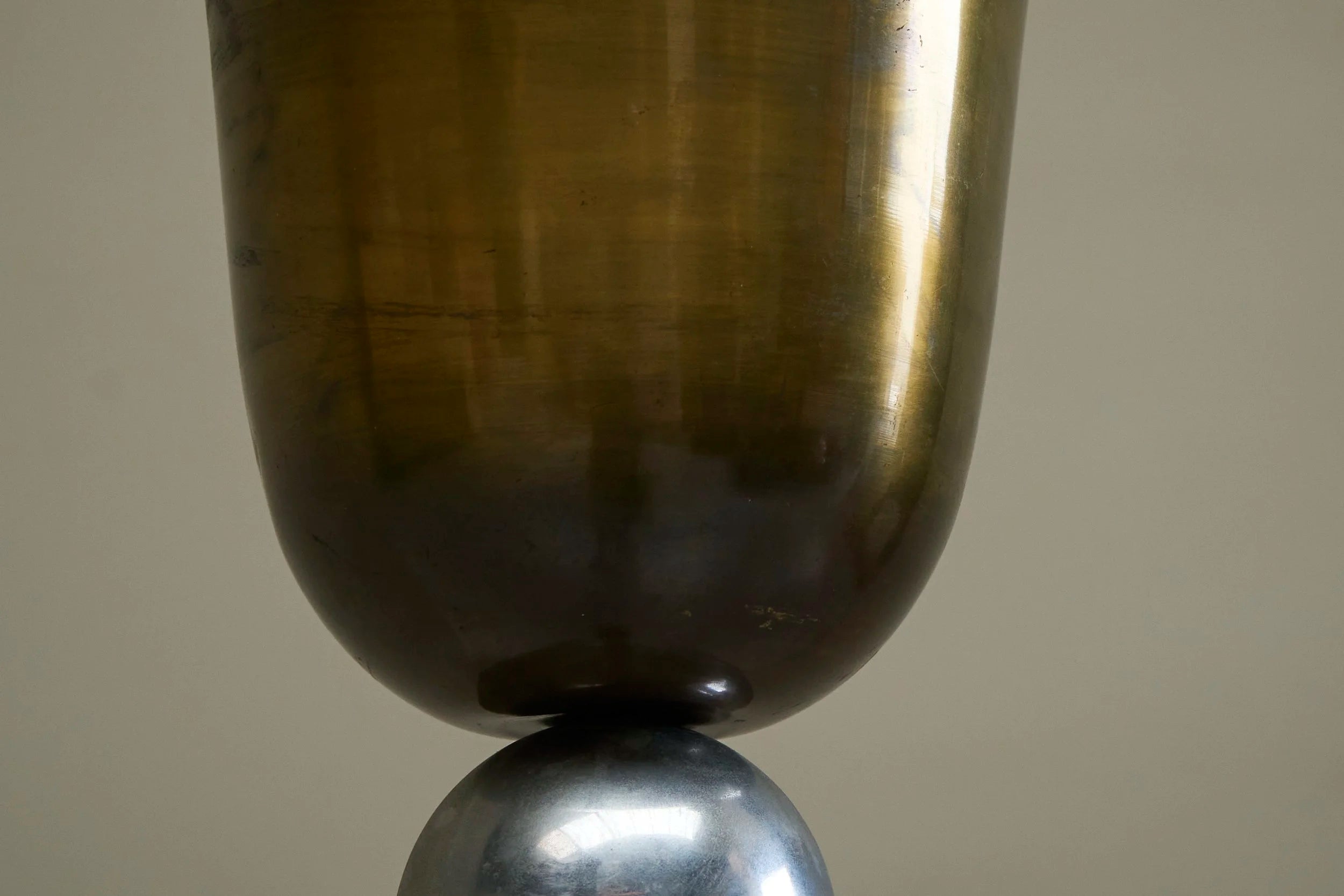 Very Elegant Art Deco Floor Lamp in Patinated Brass and Nickel Plated Brass 1930s — in context